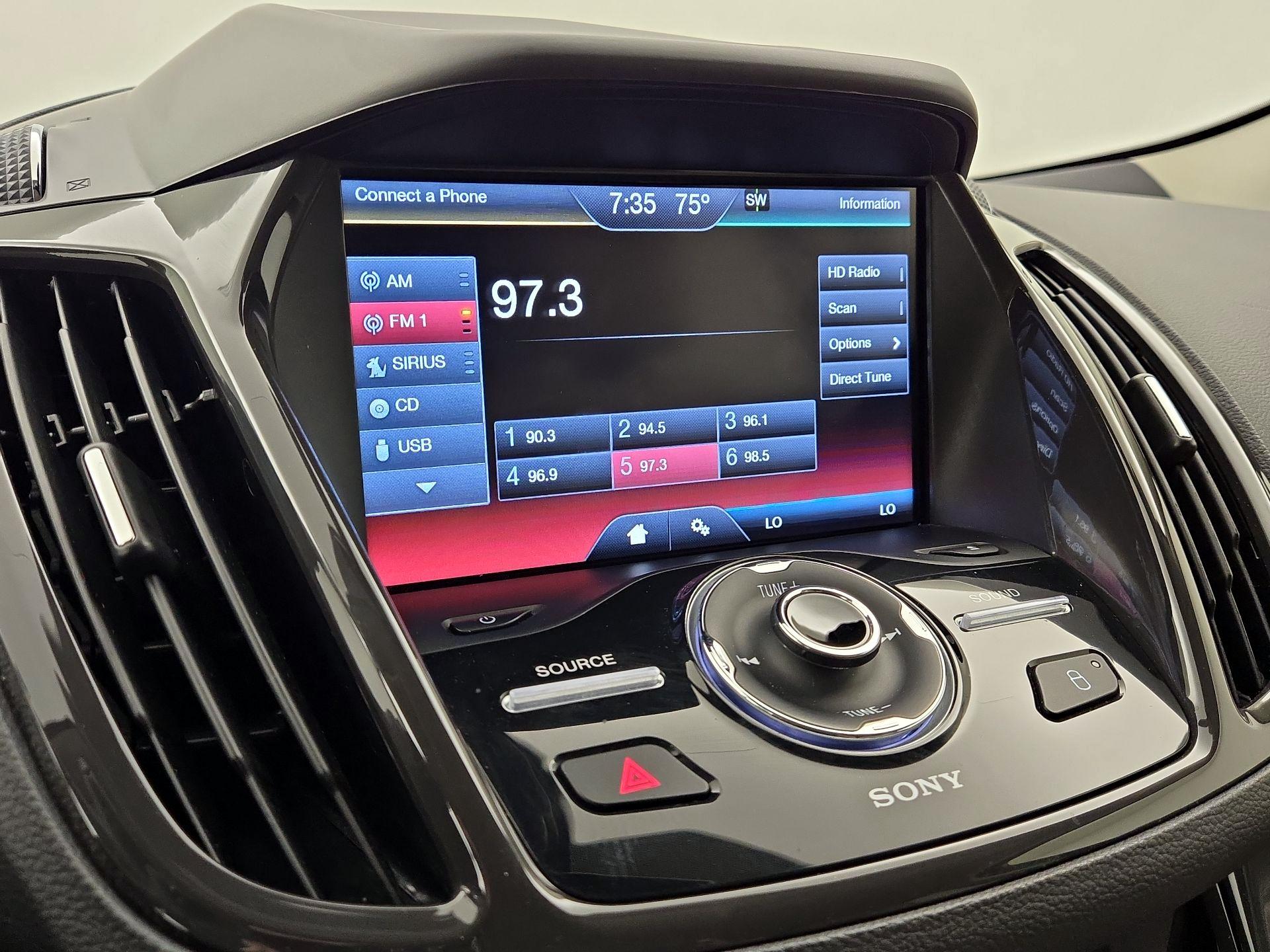 Thumbnail: 2015 Ford Escape - 15