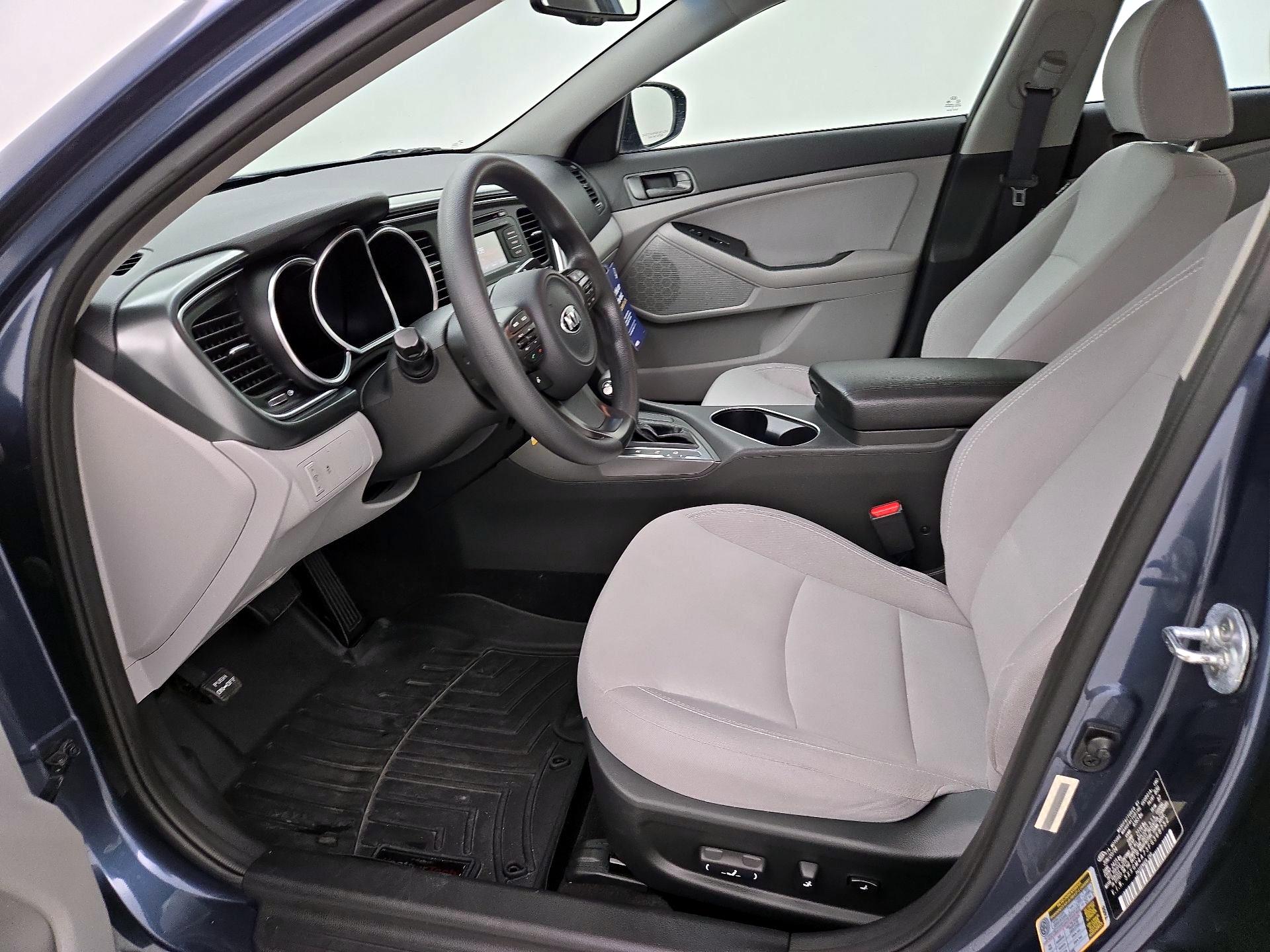 Thumbnail: 2015 Kia Optima - 11