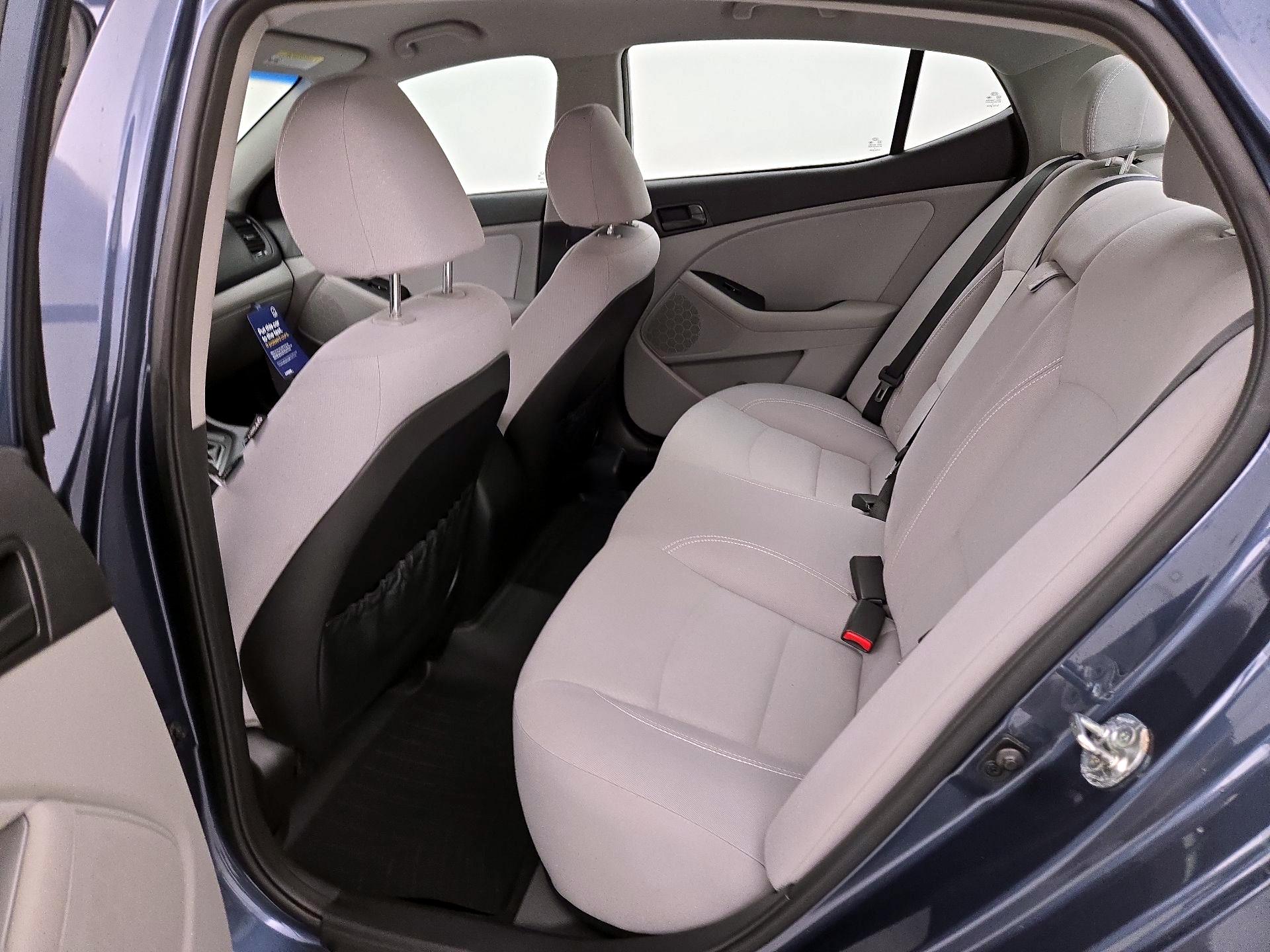 Thumbnail: 2015 Kia Optima - 19