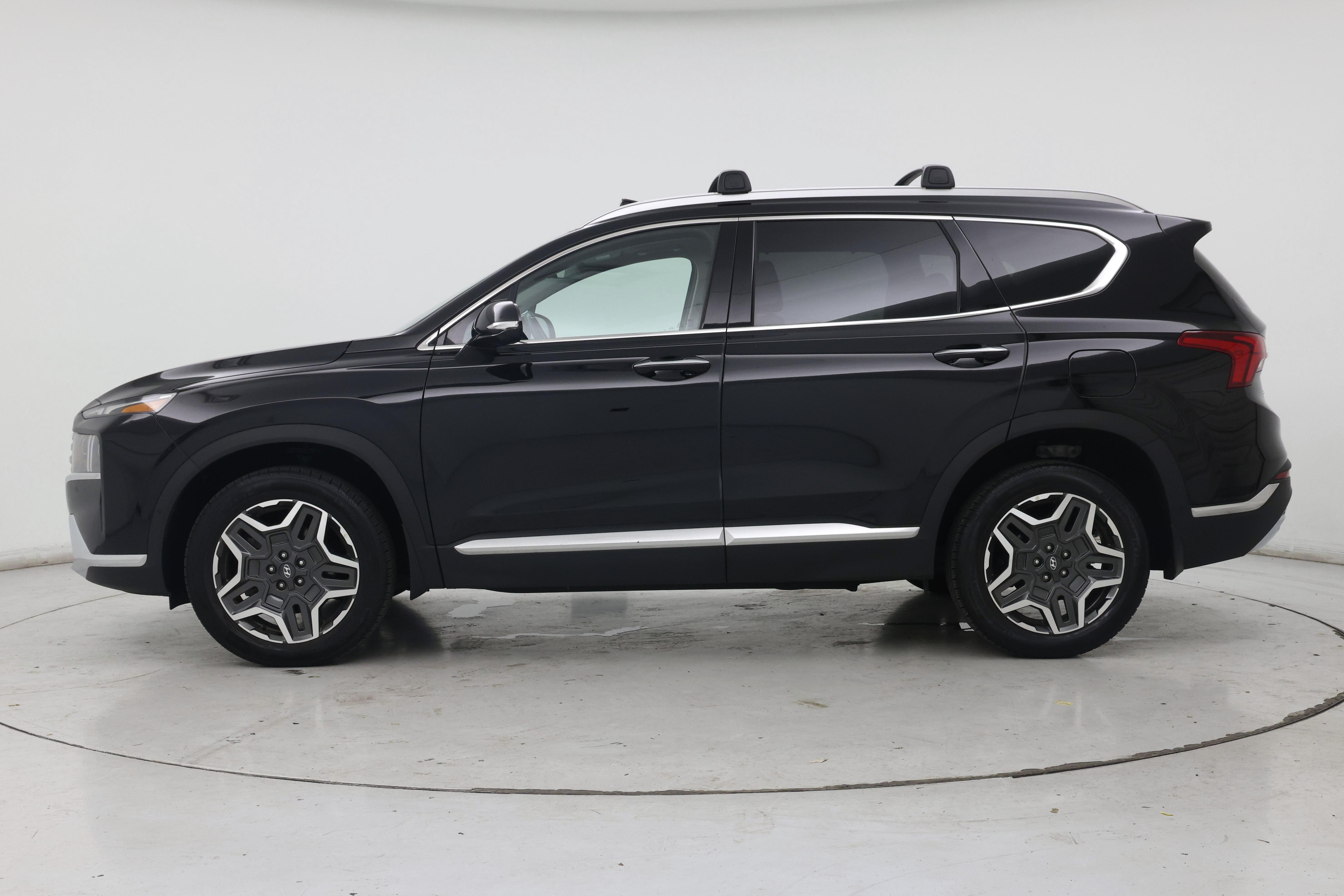 Thumbnail: 2023 Hyundai Santa Fe - 3