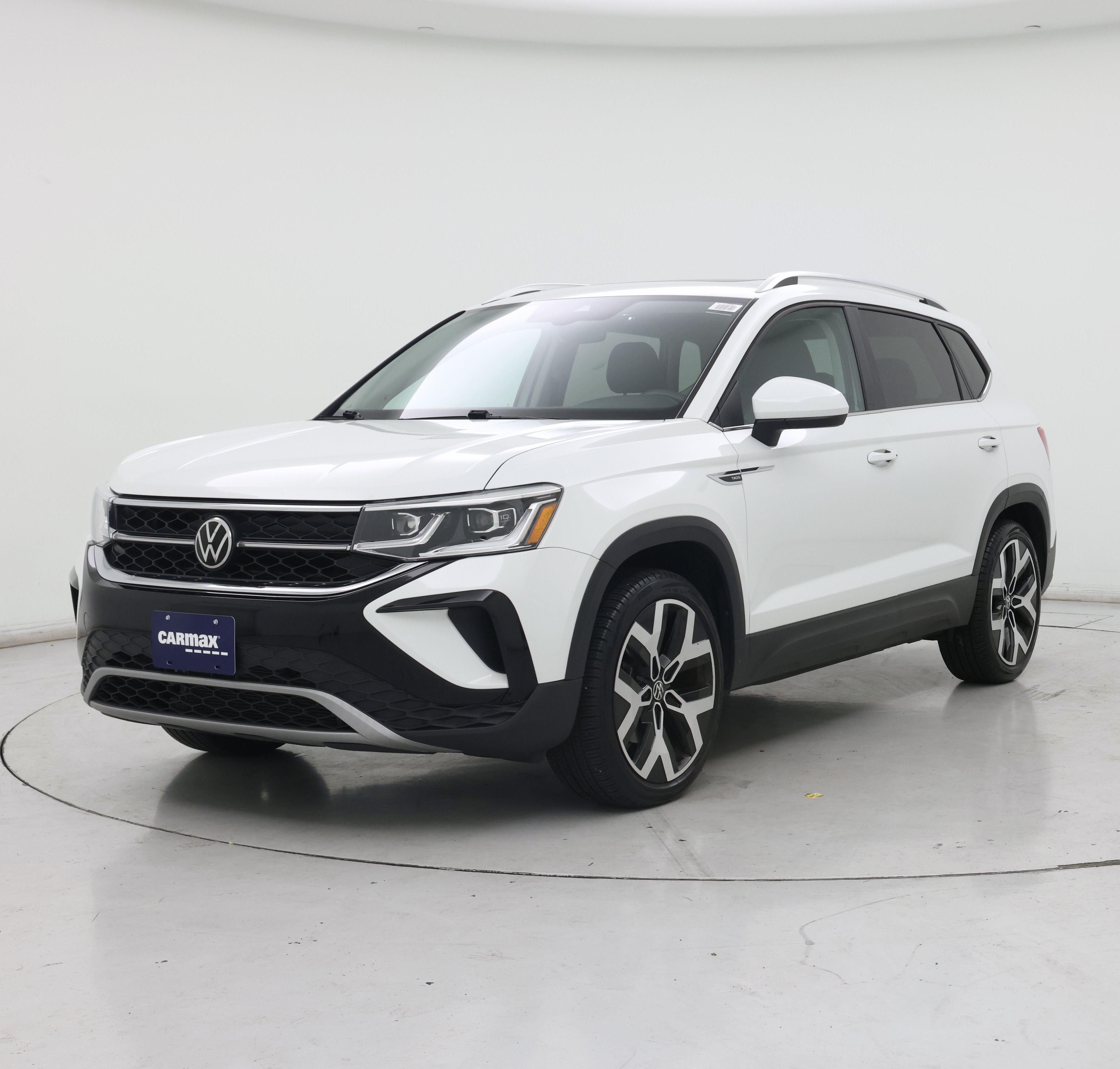 Thumbnail: 2023 Volkswagen Taos - 4