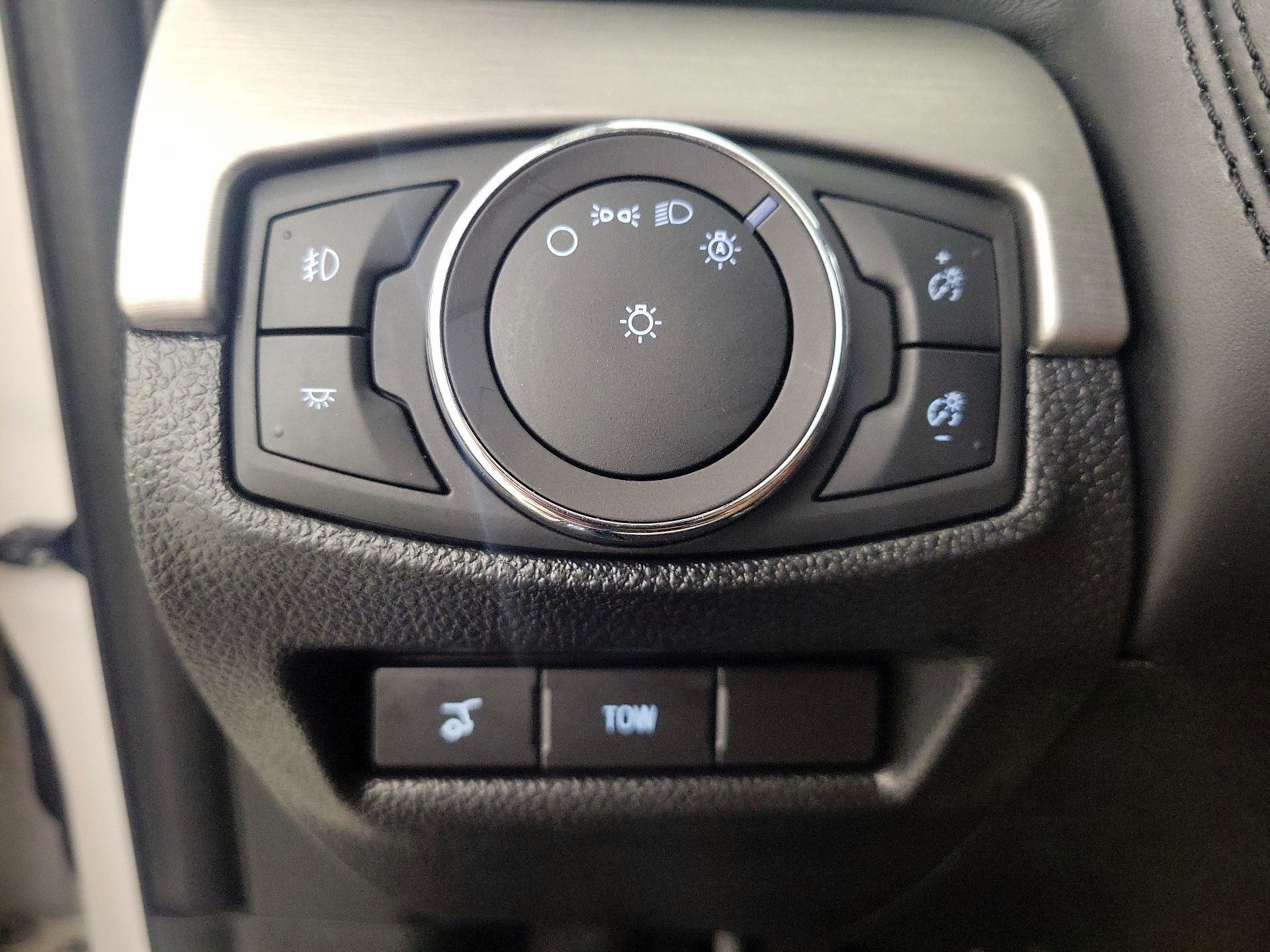 Thumbnail: 2019 Ford Explorer - 13