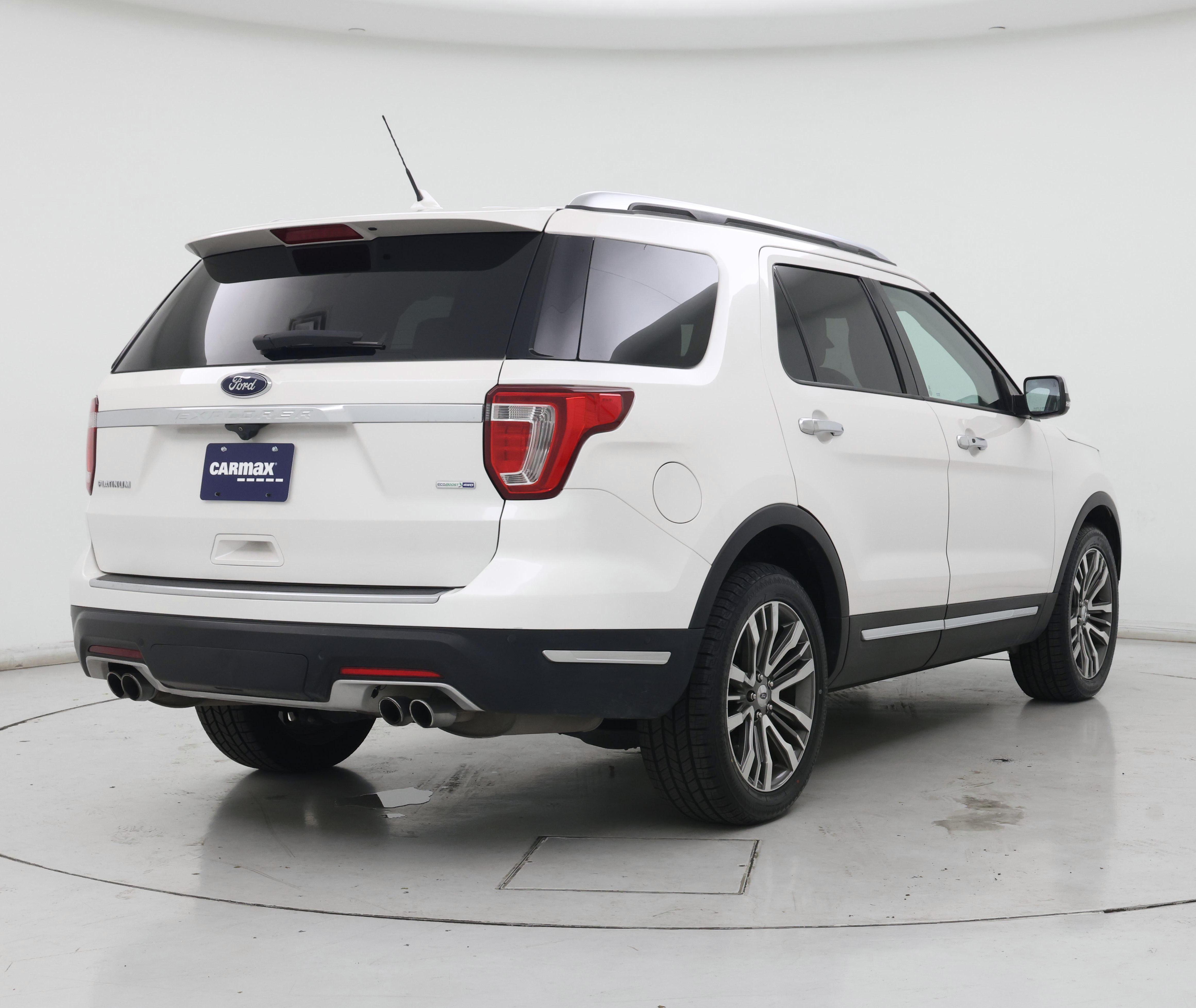 Thumbnail: 2019 Ford Explorer - 8