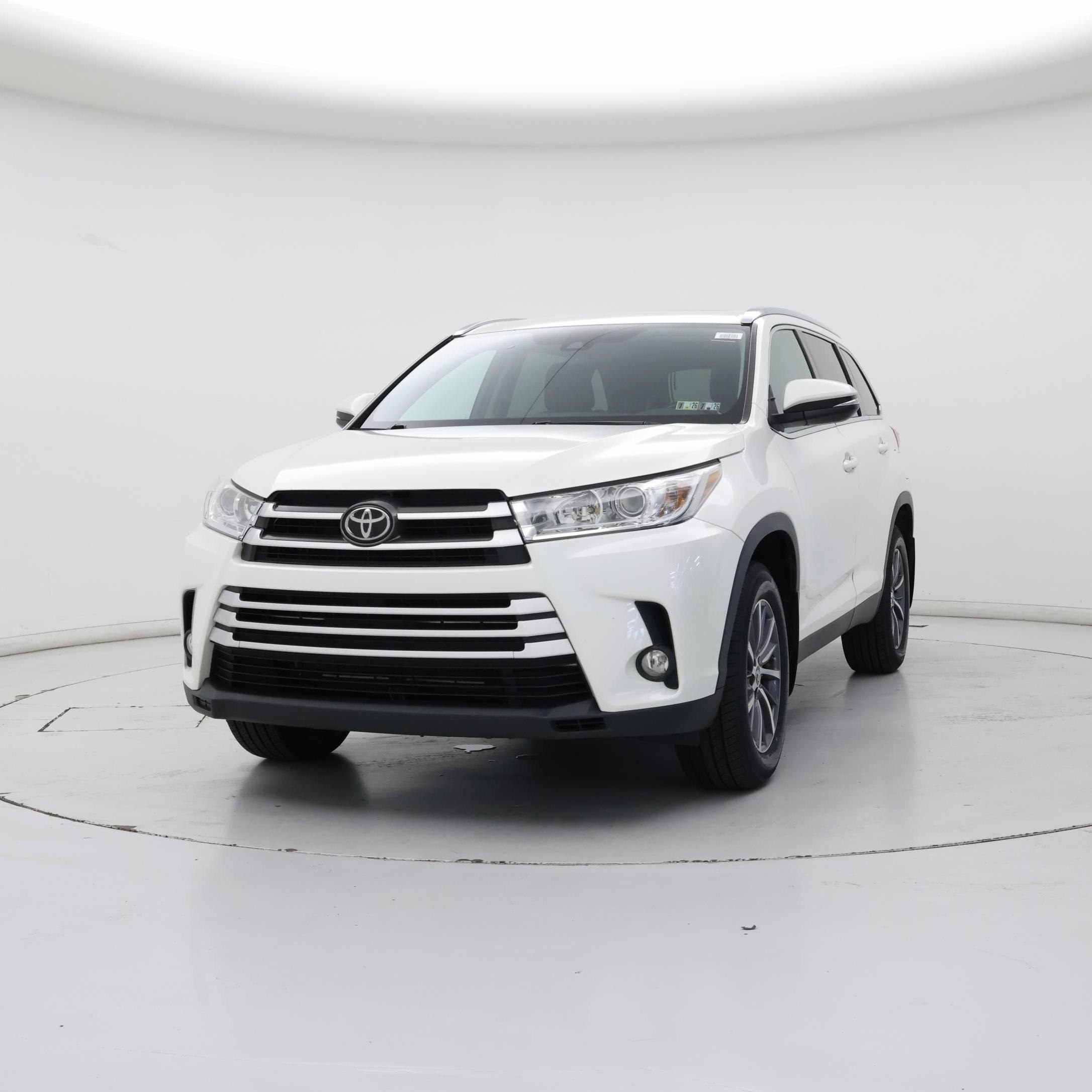 Thumbnail: 2019 Toyota Highlander - 4