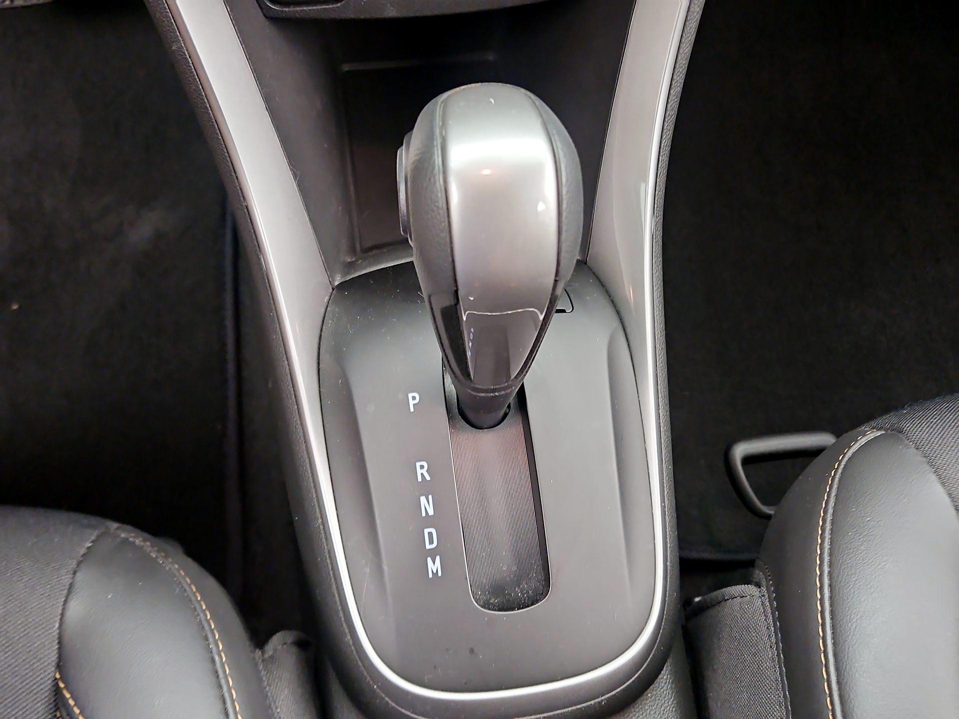 Thumbnail: 2020 Chevrolet Trax - 17