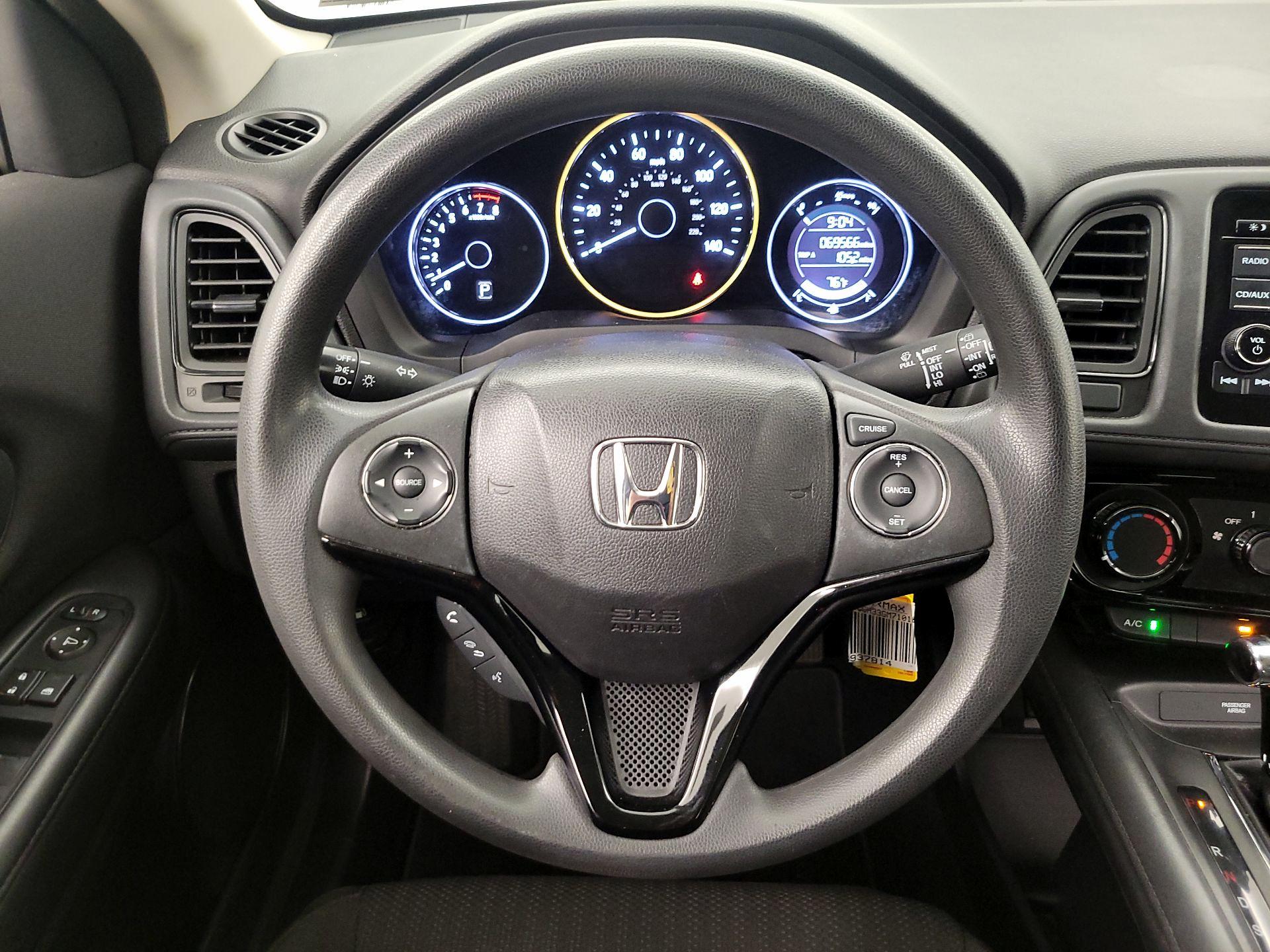 Thumbnail: 2016 Honda HR-V - 10