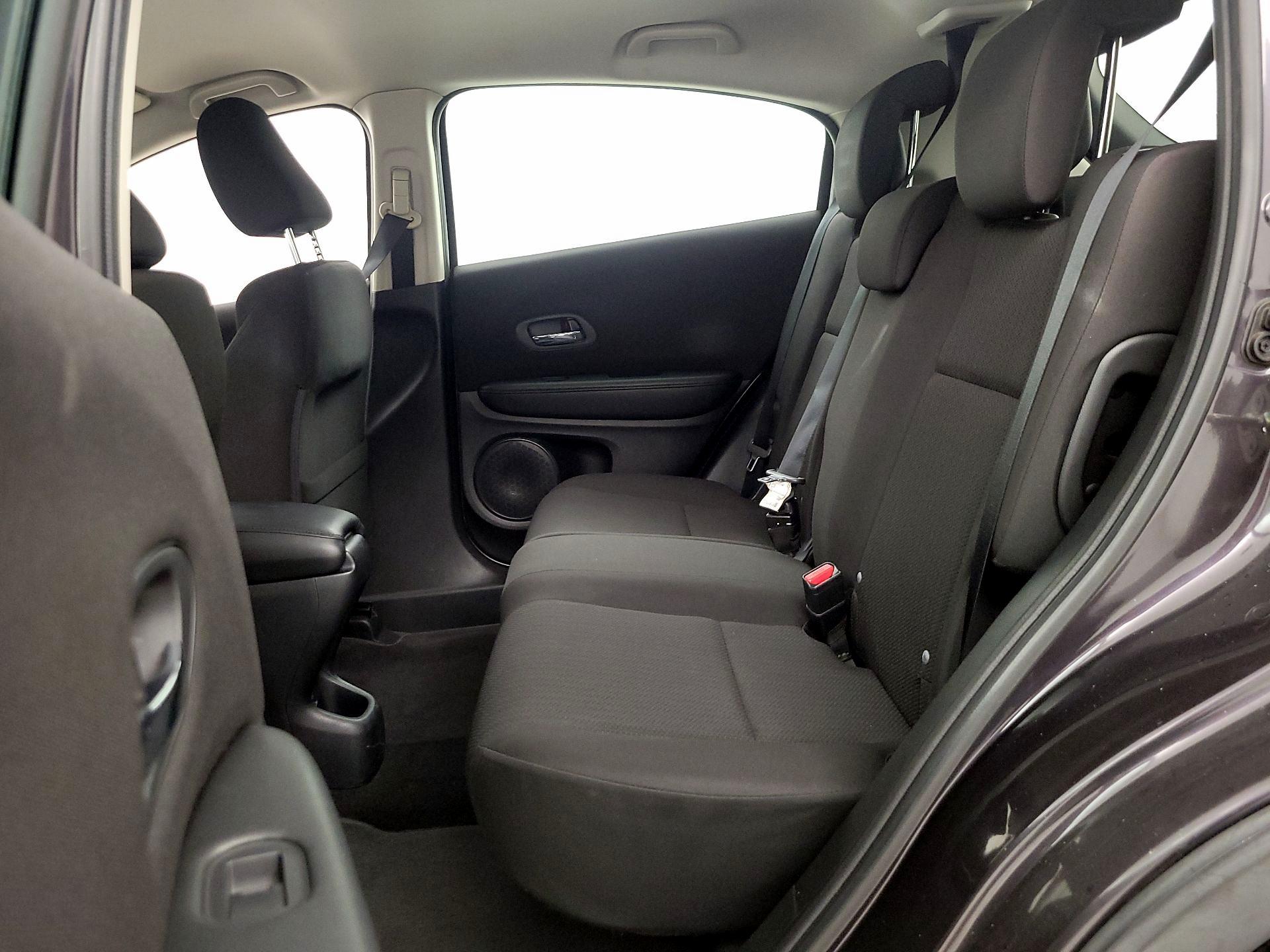 Thumbnail: 2016 Honda HR-V - 19