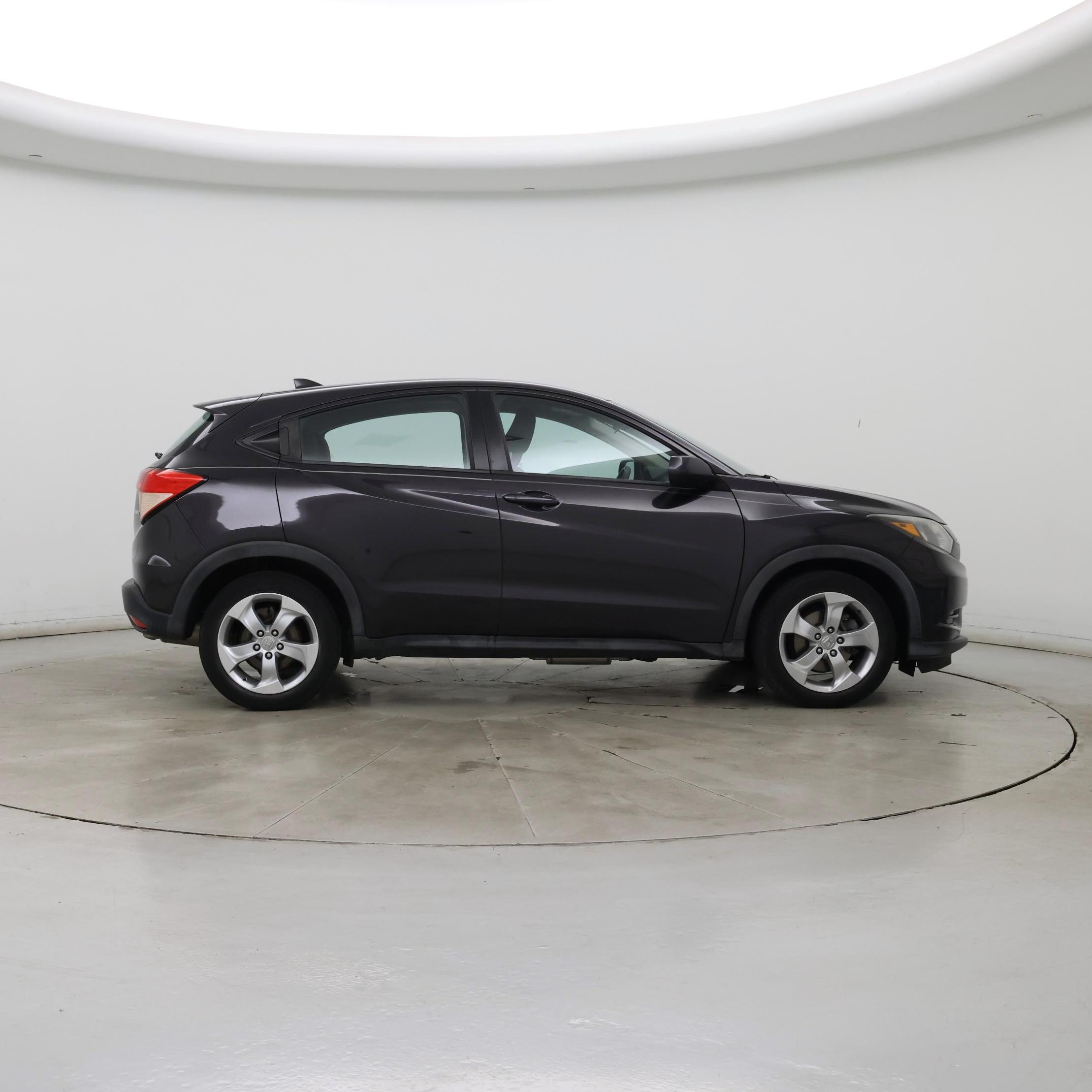 Thumbnail: 2016 Honda HR-V - 7