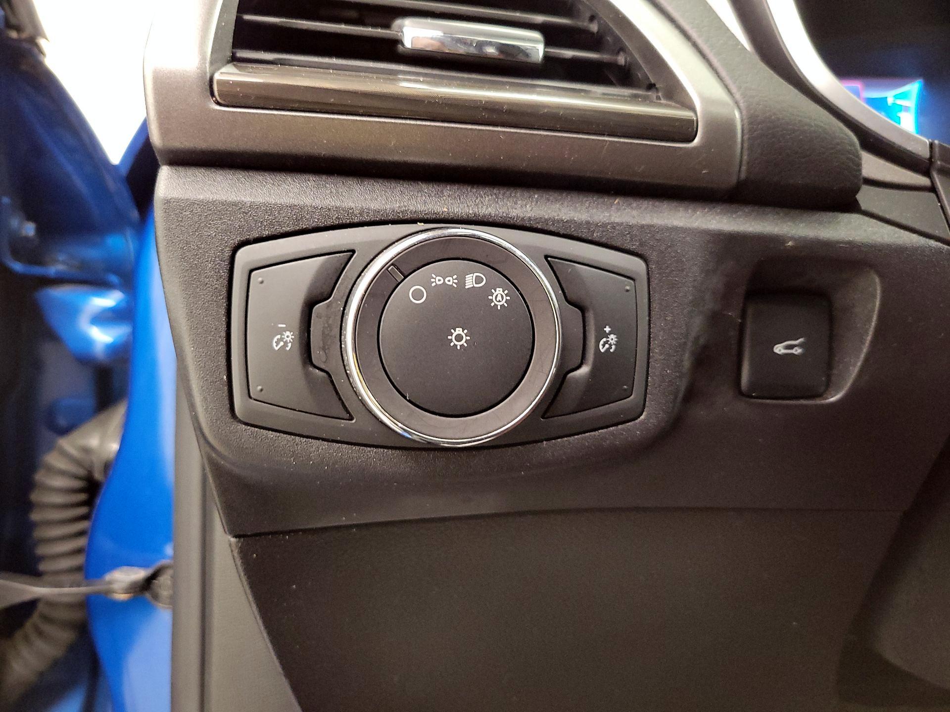 Thumbnail: 2019 Ford Fusion - 13