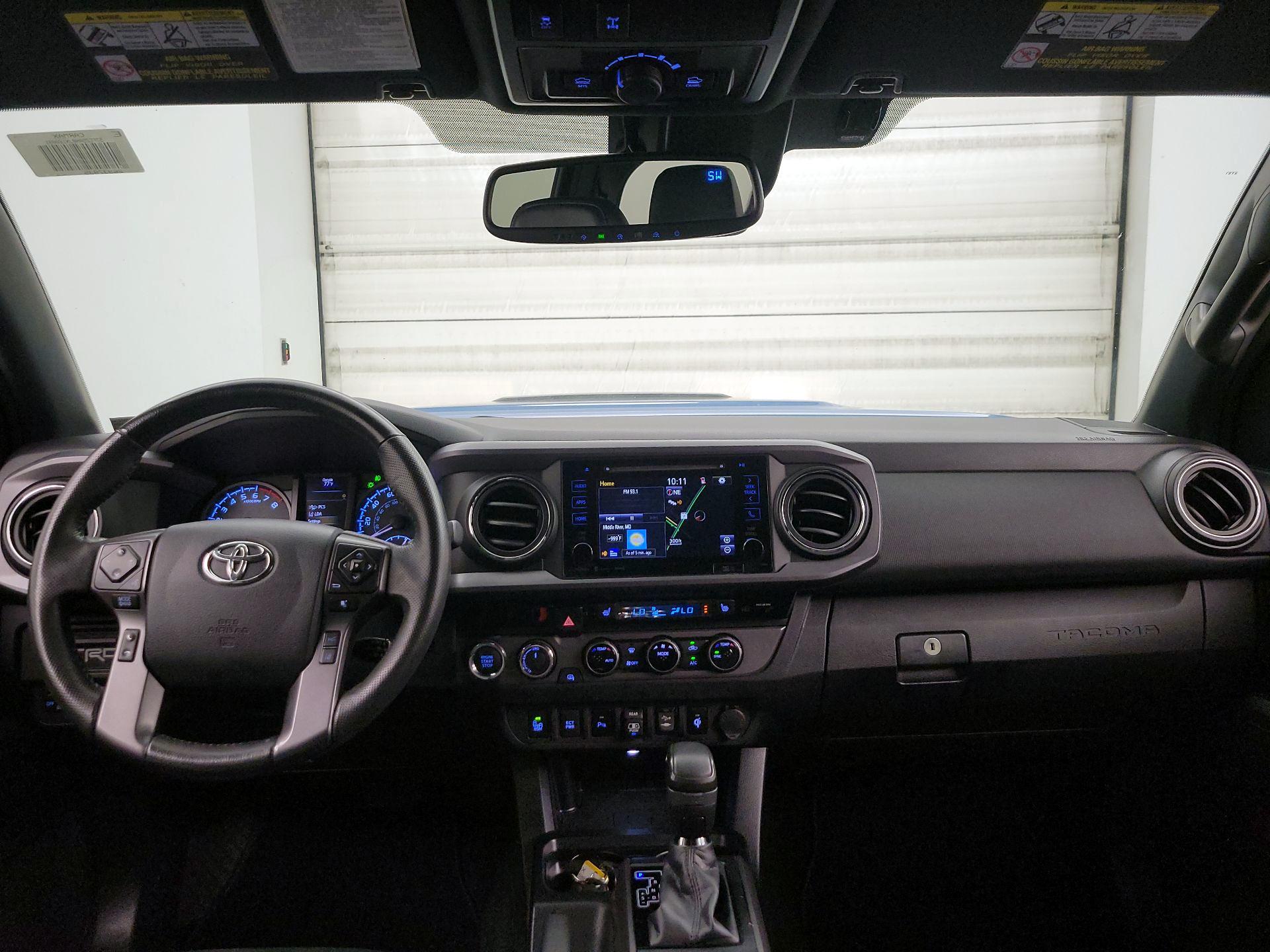 Thumbnail: 2018 Toyota Tacoma - 9