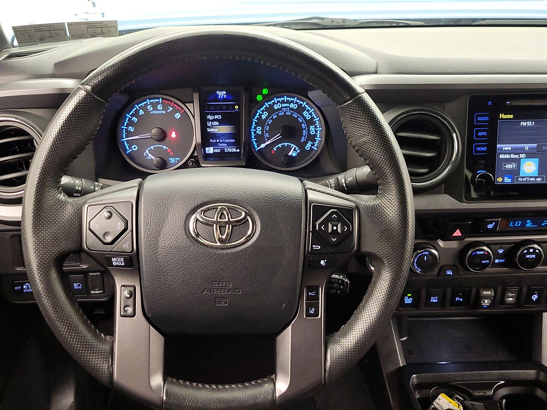 Thumbnail: 2018 Toyota Tacoma - 10
