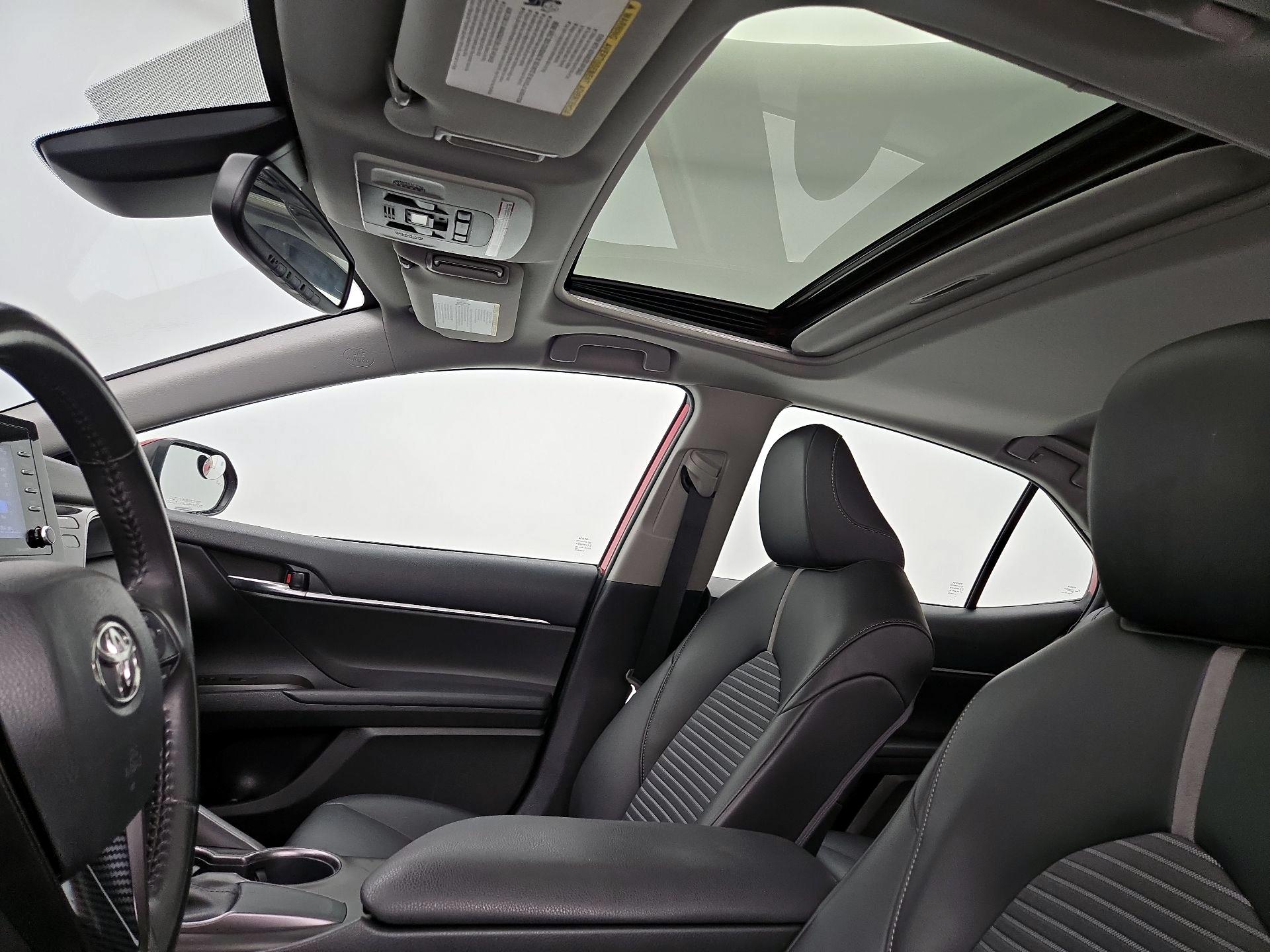 Thumbnail: 2021 Toyota Camry - 19