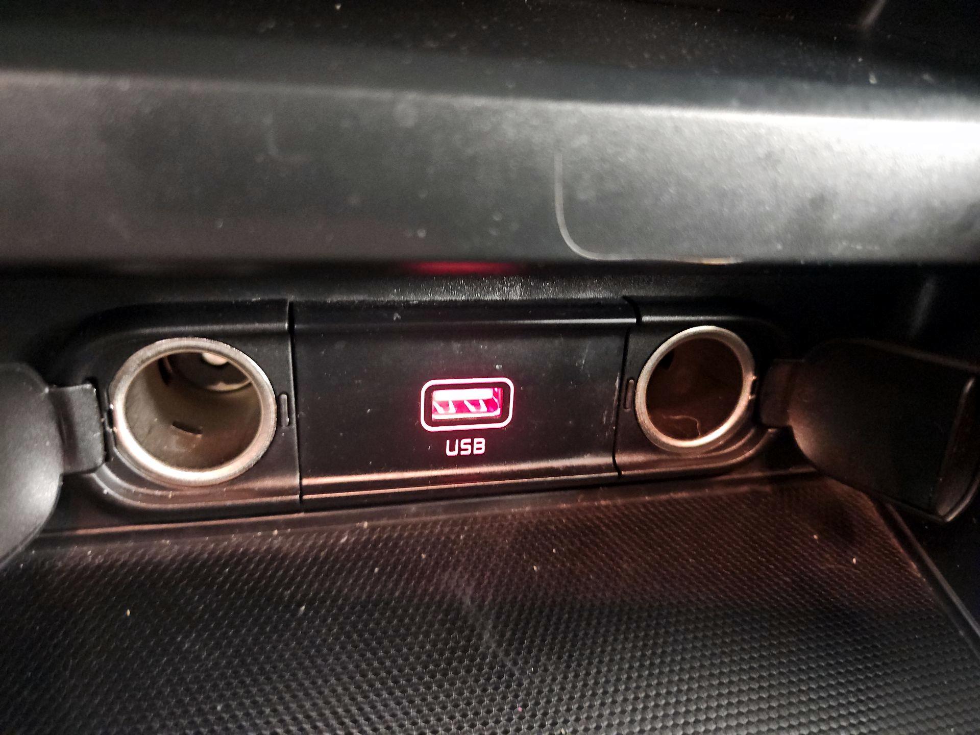 Thumbnail: 2020 Kia Soul - 18