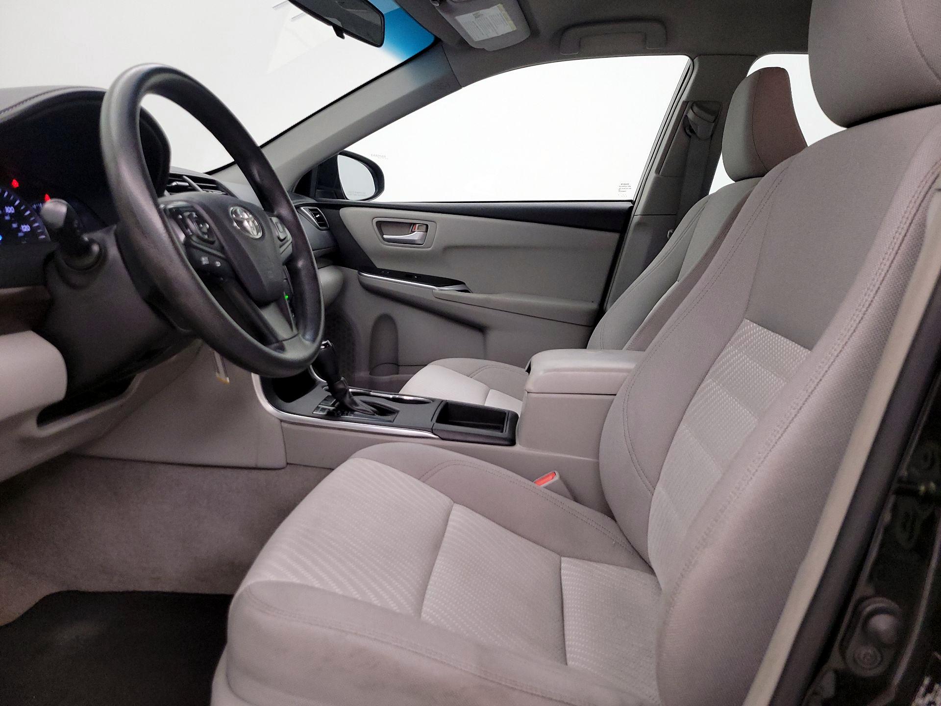 Thumbnail: 2015 Toyota Camry - 11