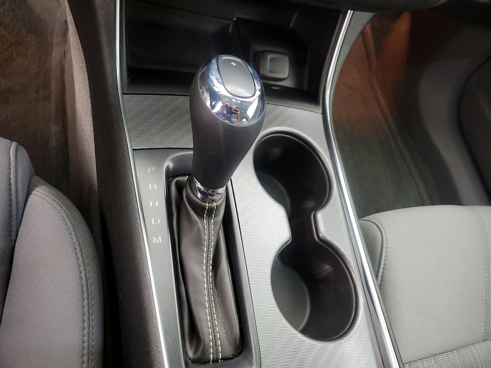 Thumbnail: 2014 Chevrolet Impala - 16