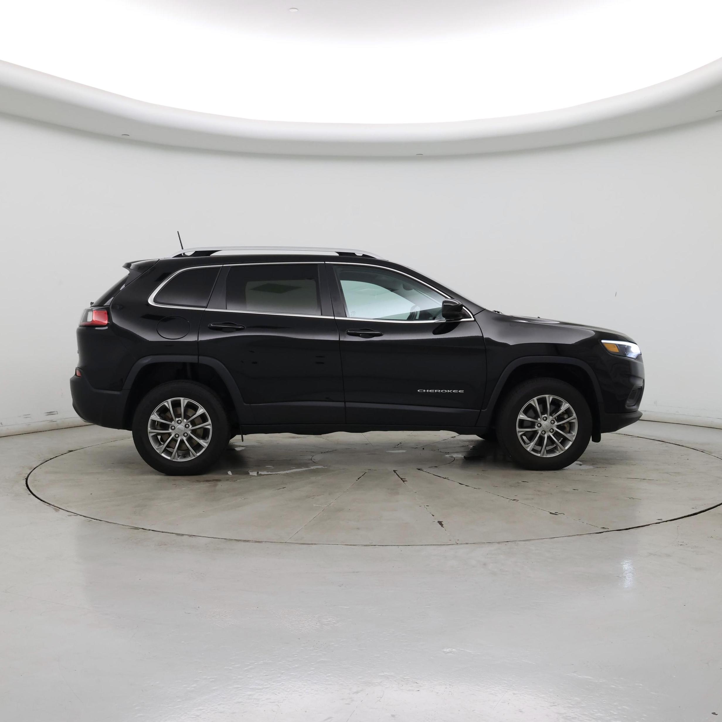 Thumbnail: 2021 Jeep Cherokee - 7