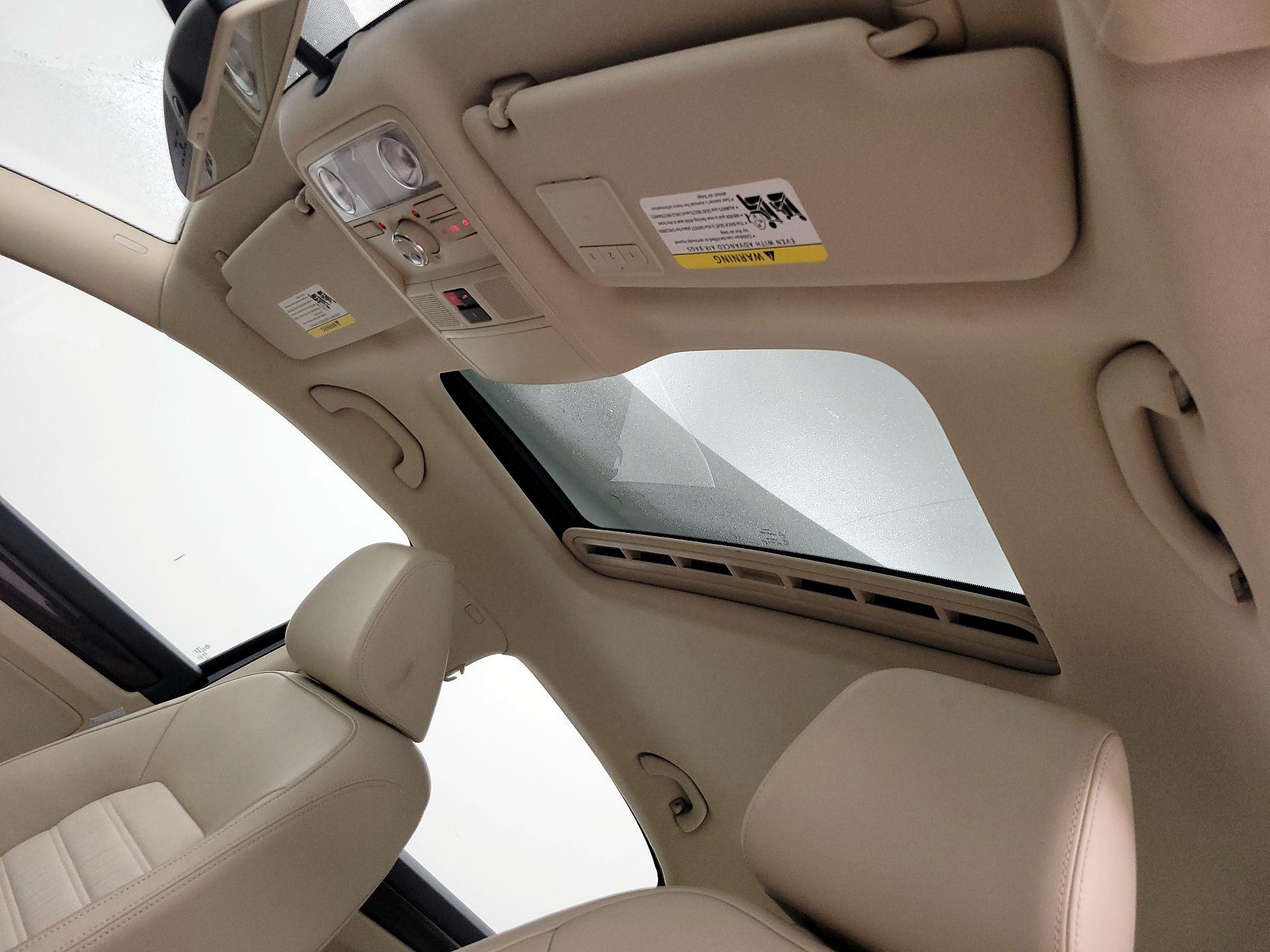 Thumbnail: 2015 Volkswagen Passat - 20