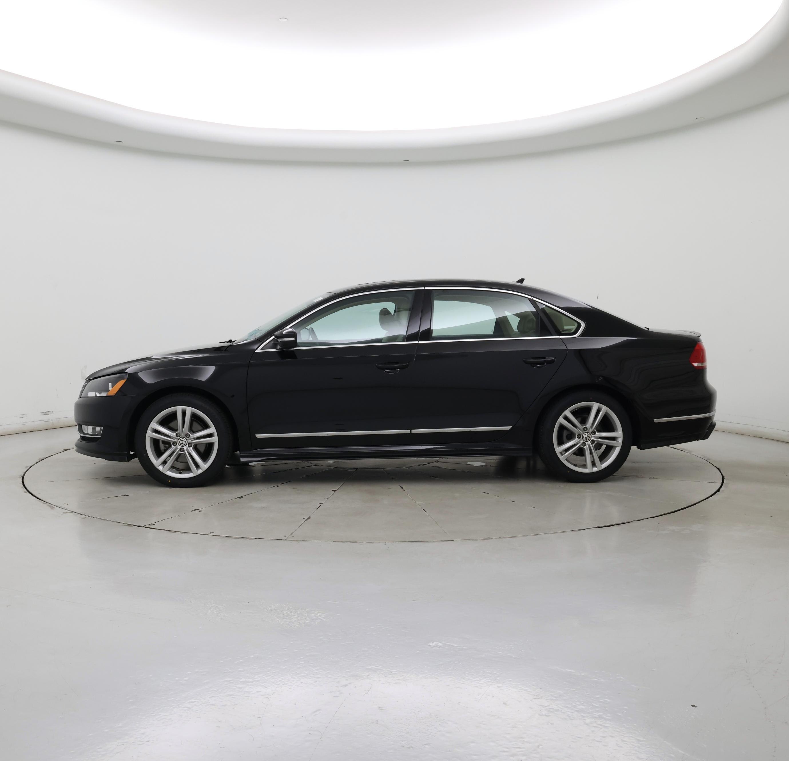 Thumbnail: 2015 Volkswagen Passat - 3