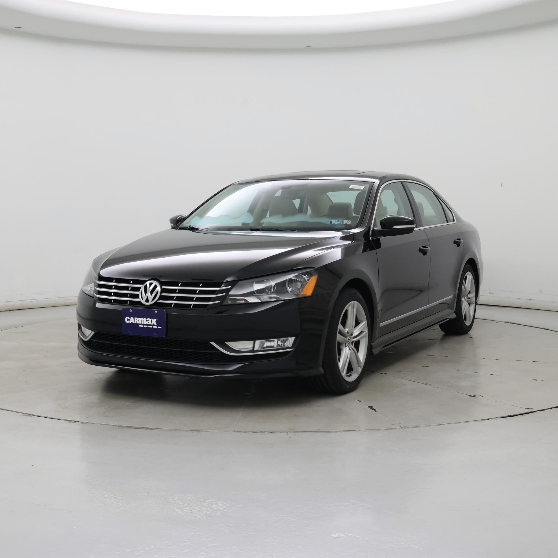 Thumbnail: 2015 Volkswagen Passat - 4