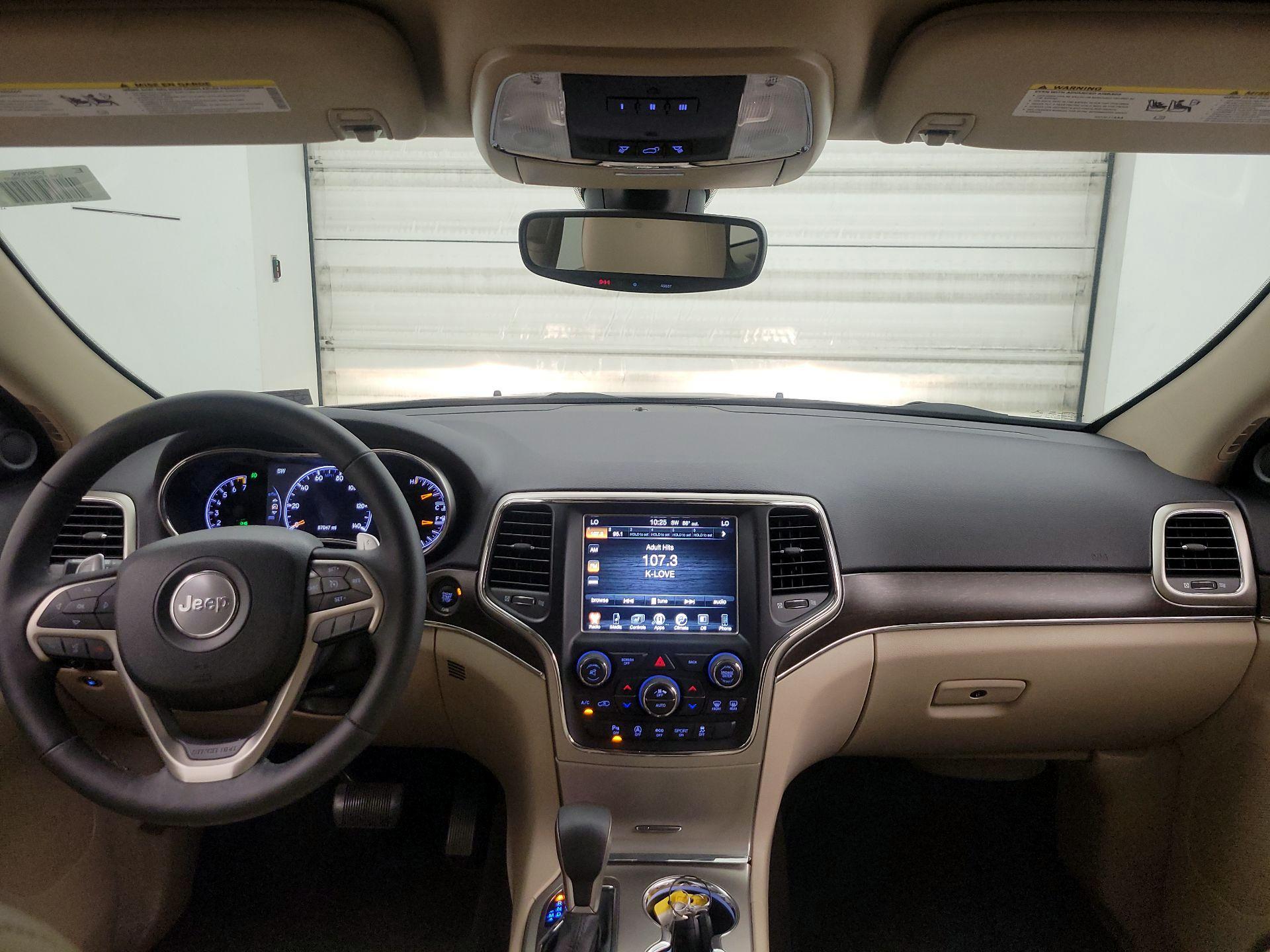 Thumbnail: 2017 Jeep Grand Cherokee - 9