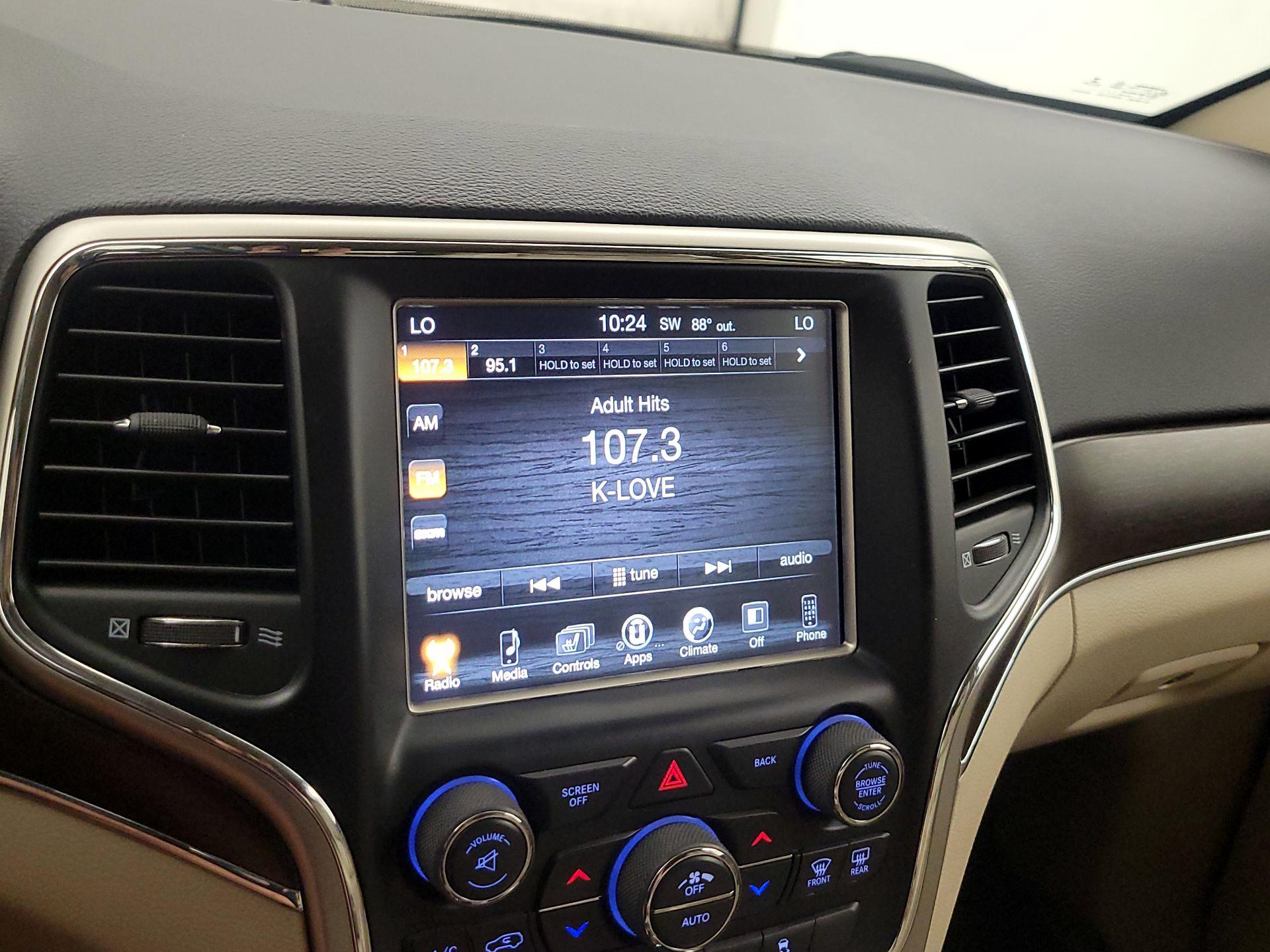 Thumbnail: 2017 Jeep Grand Cherokee - 15