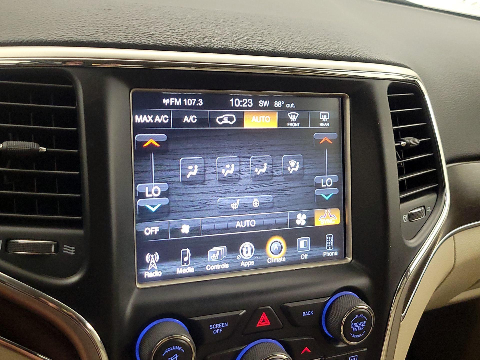Thumbnail: 2017 Jeep Grand Cherokee - 16