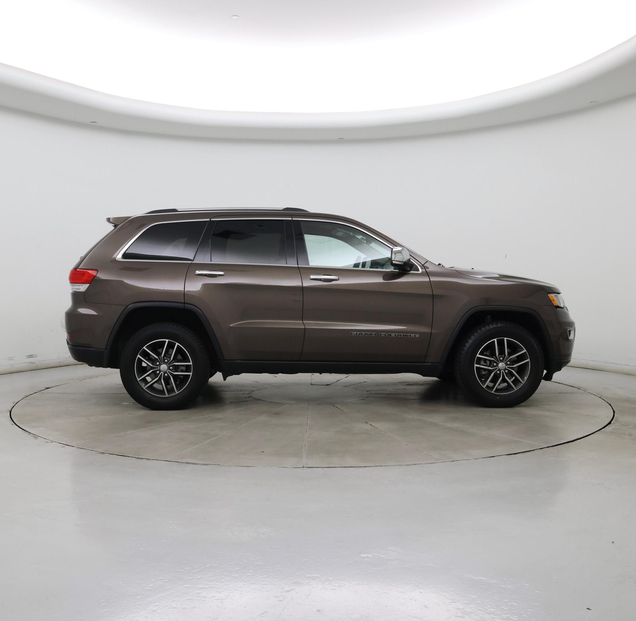 Thumbnail: 2017 Jeep Grand Cherokee - 7