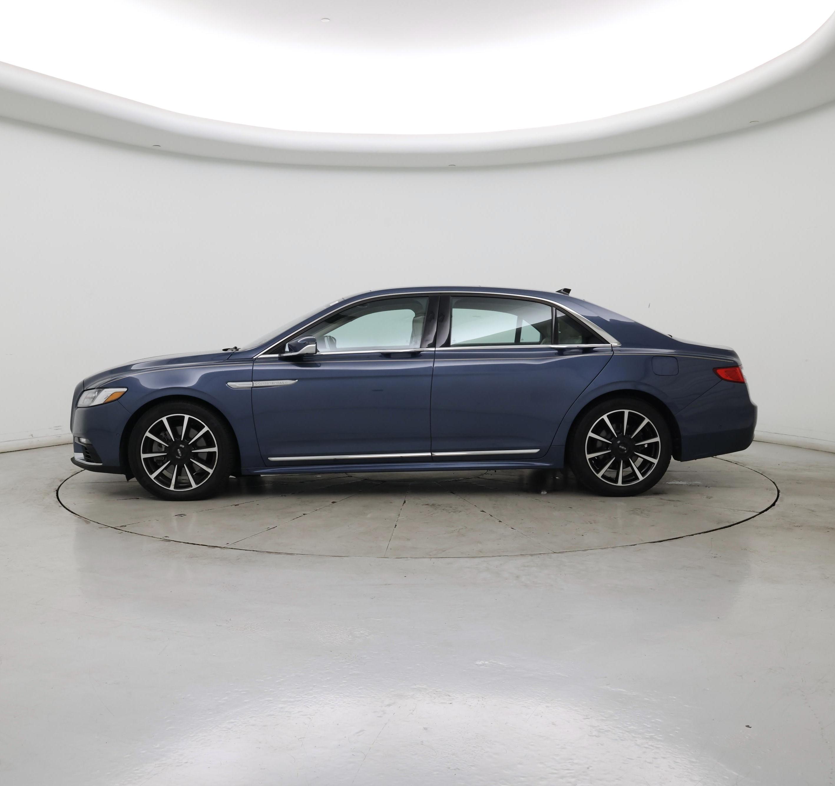 Thumbnail: 2020 Lincoln Continental - 3