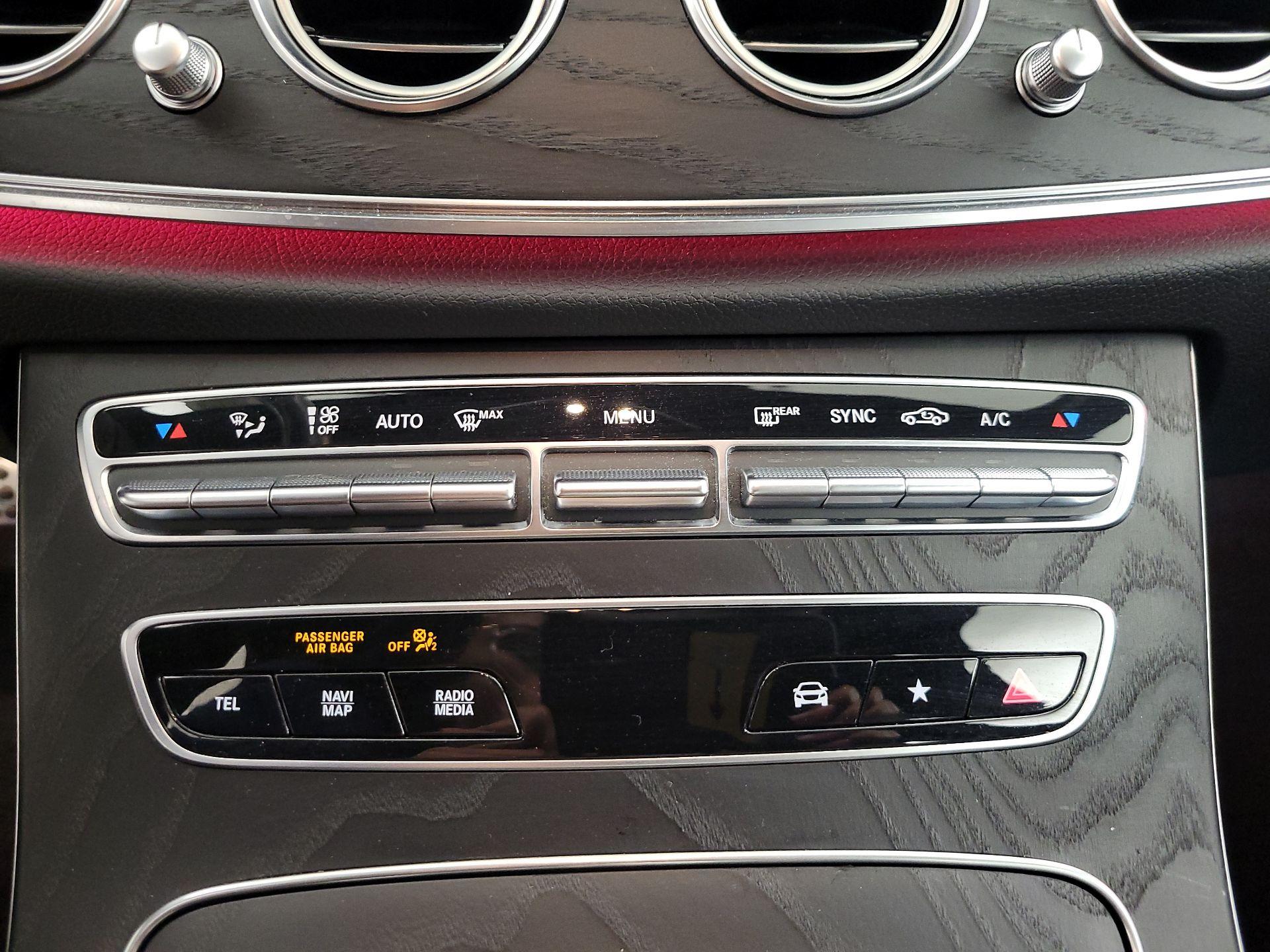 Thumbnail: 2021 Mercedes-Benz E-Class - 17