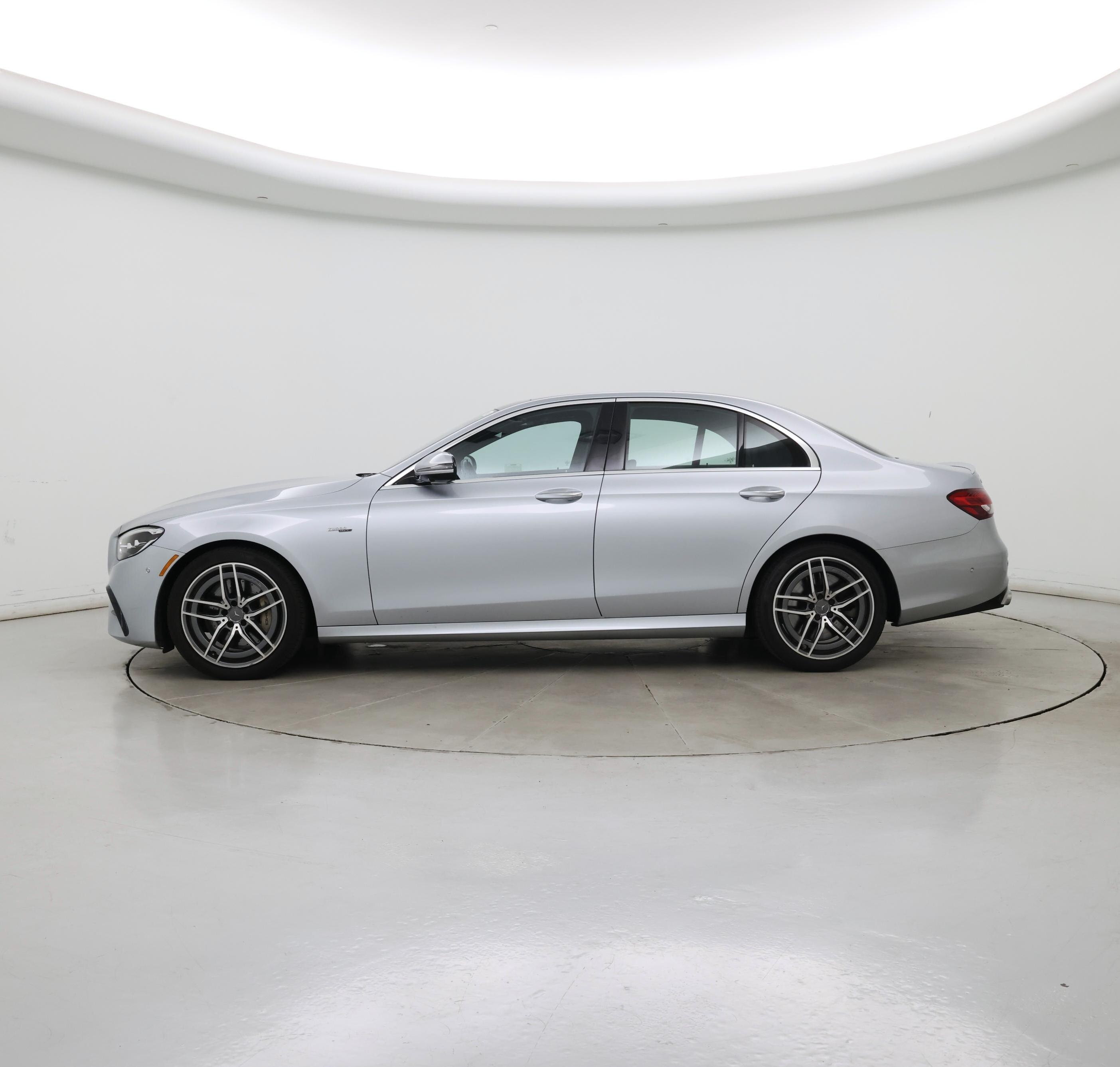 Thumbnail: 2021 Mercedes-Benz E-Class - 3
