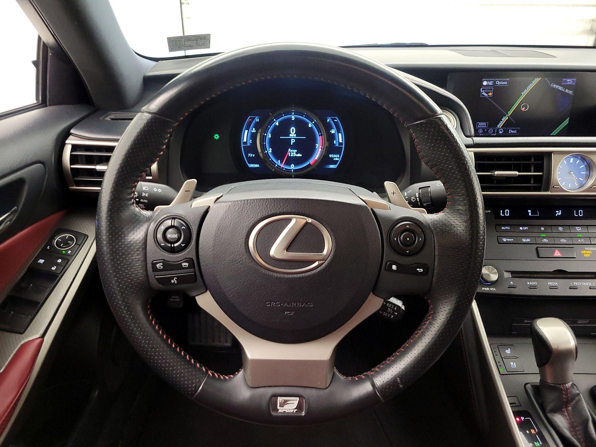 Thumbnail: 2015 Lexus IS - 10