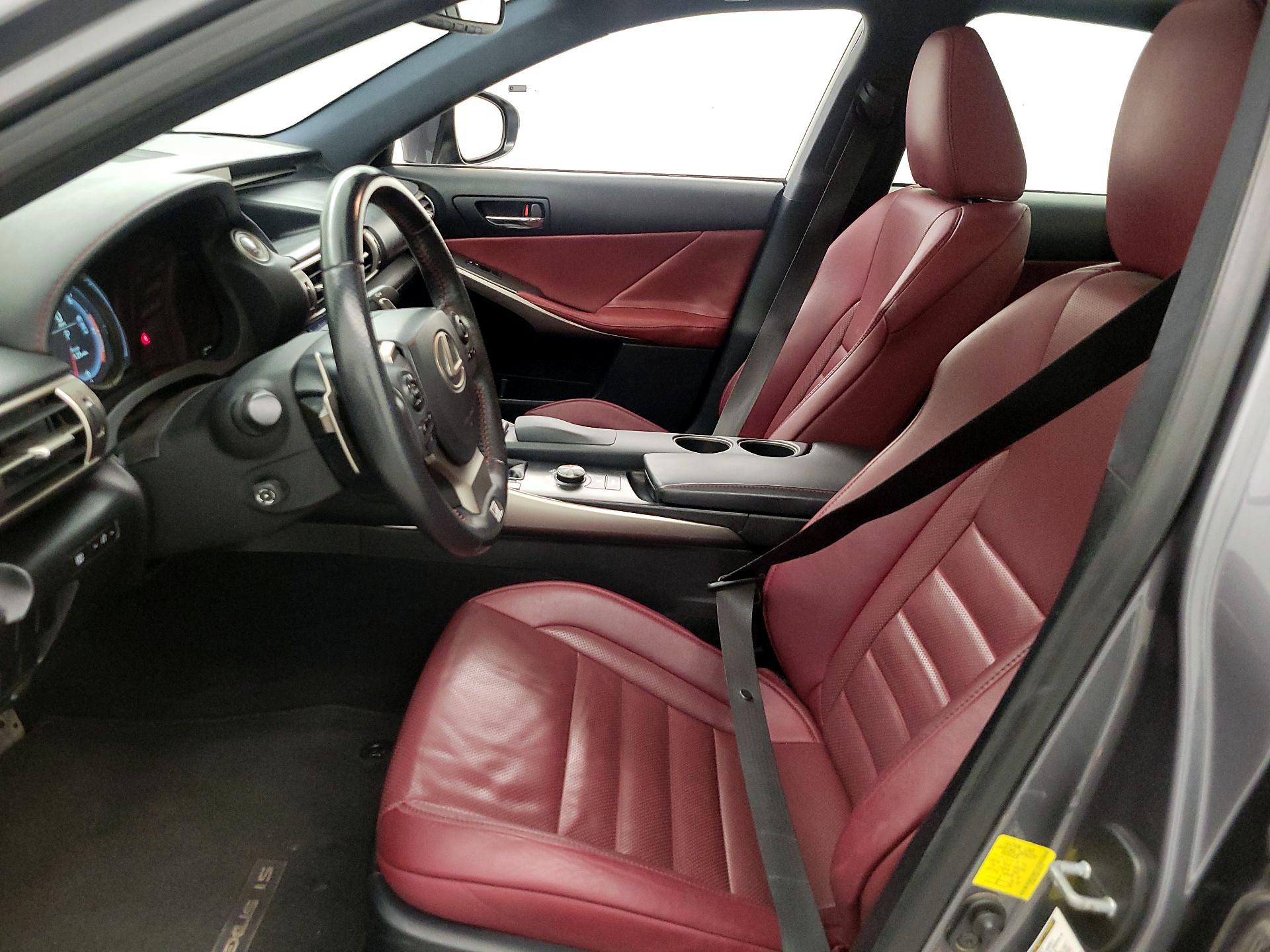 Thumbnail: 2015 Lexus IS - 11