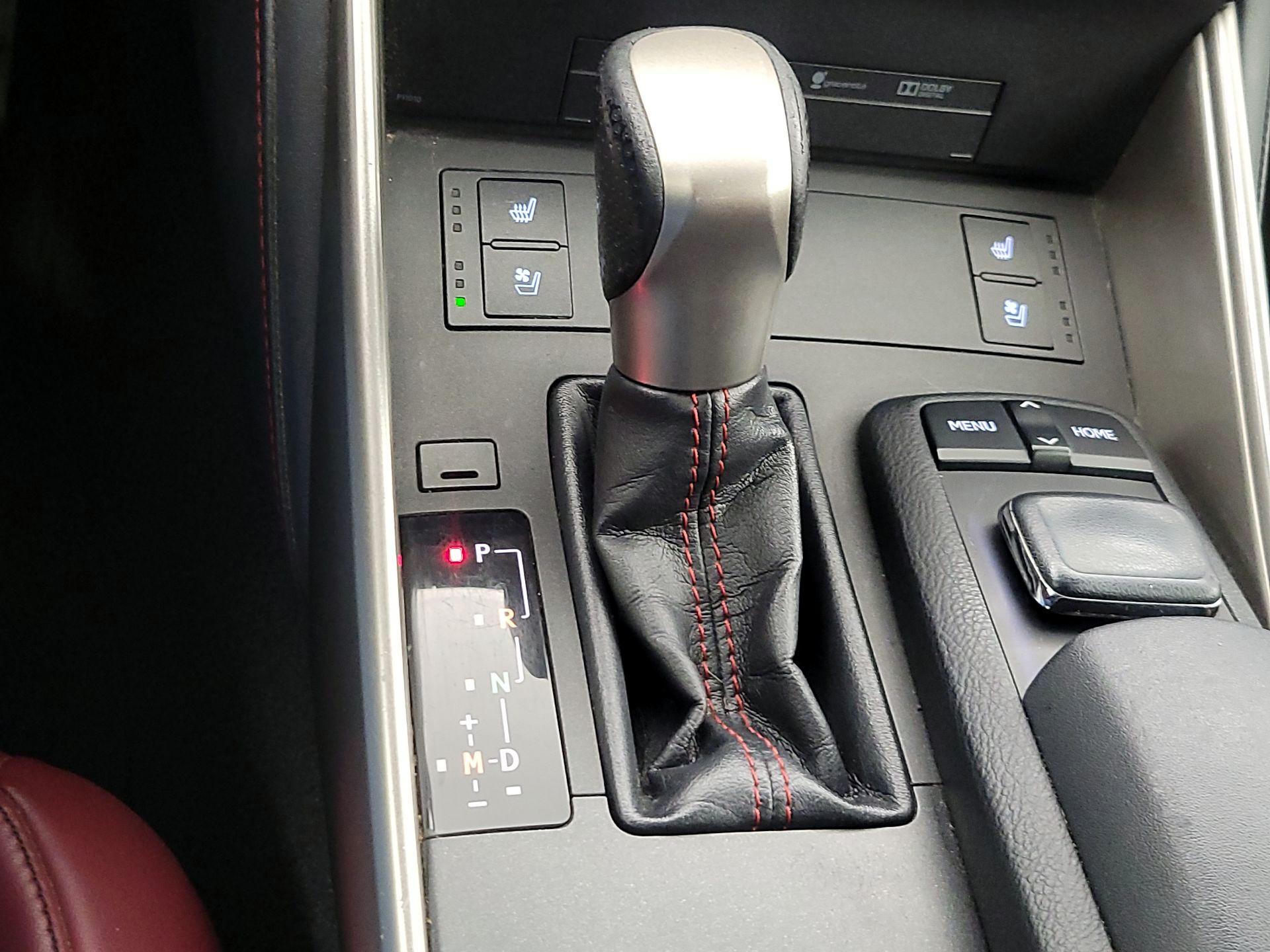 Thumbnail: 2015 Lexus IS - 18