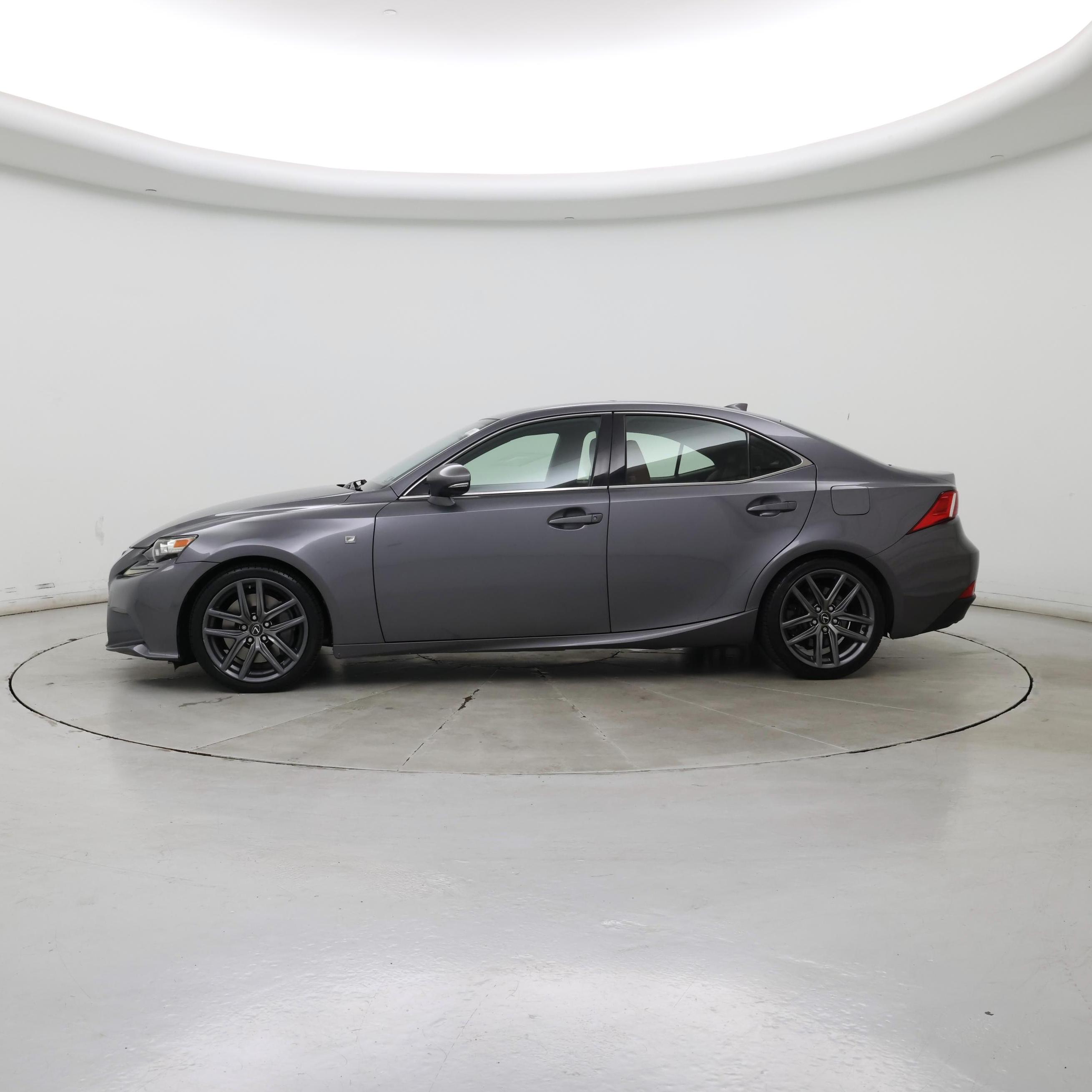 Thumbnail: 2015 Lexus IS - 3