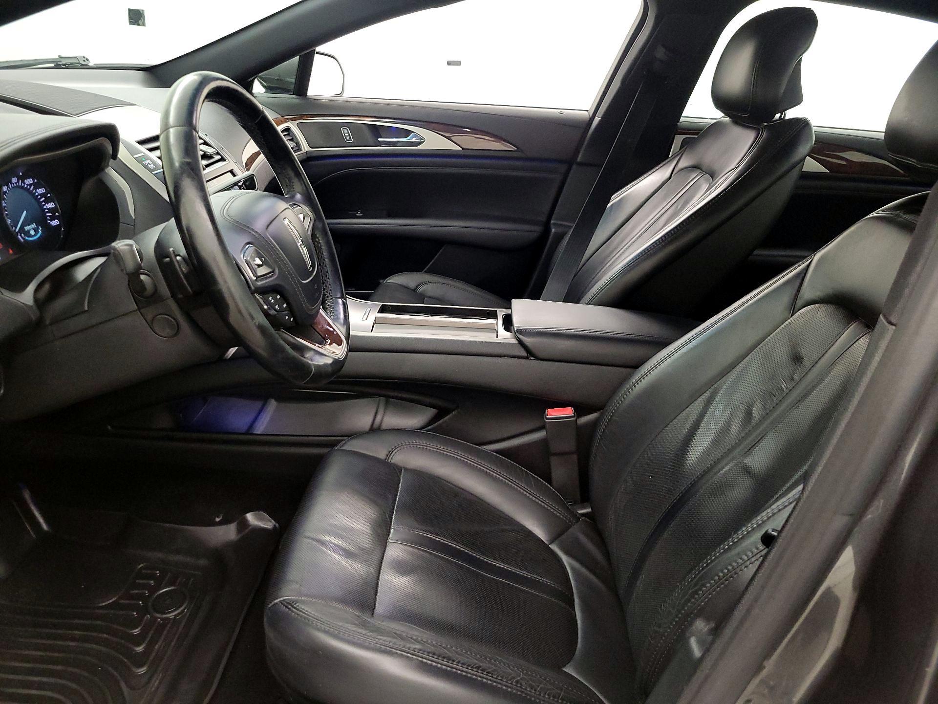 Thumbnail: 2017 Lincoln MKZ - 11