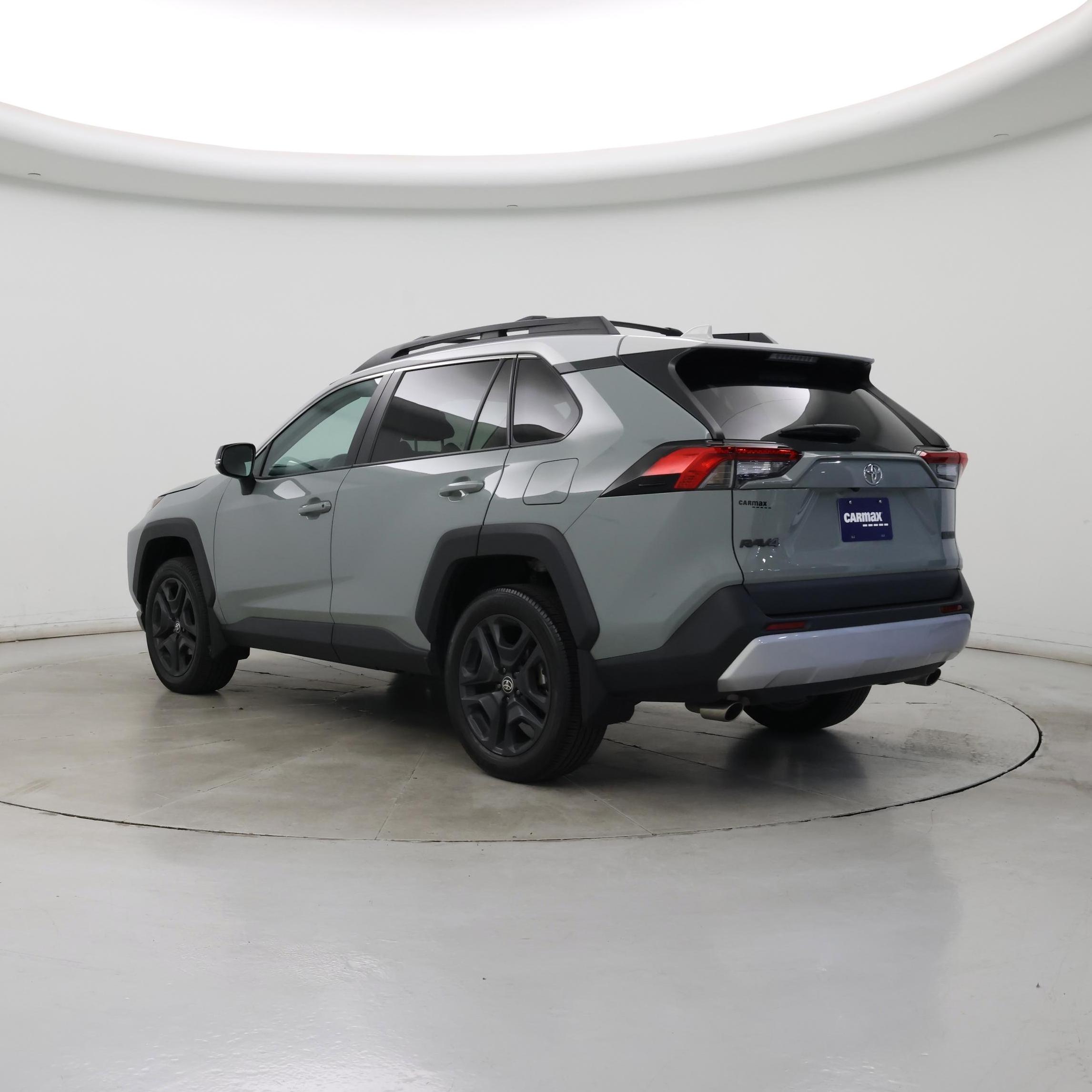 Thumbnail: 2022 Toyota RAV4 - 2
