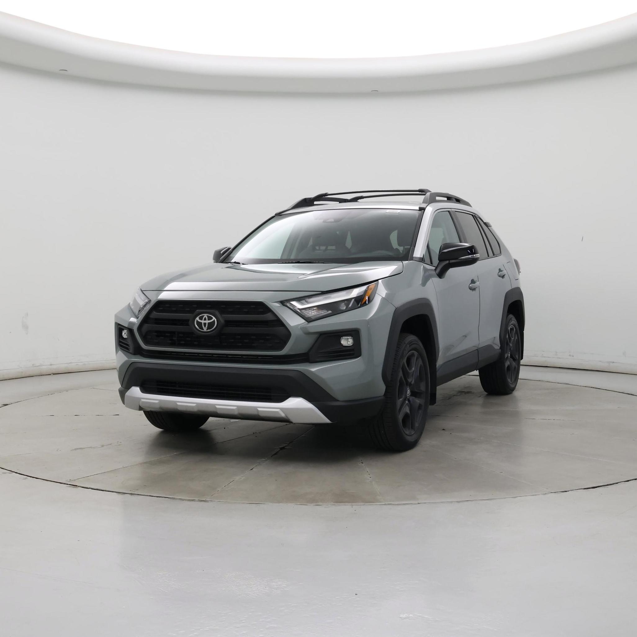 Thumbnail: 2022 Toyota RAV4 - 4
