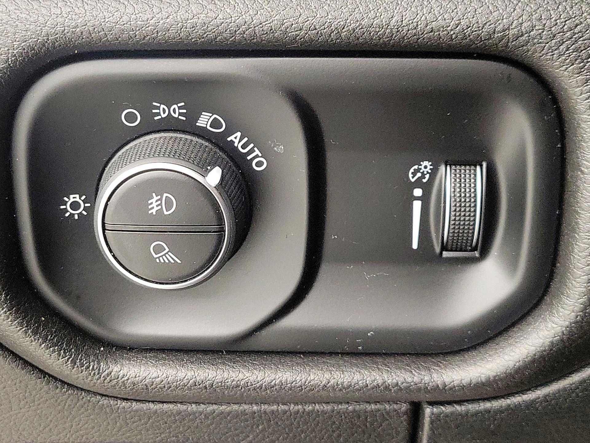 Thumbnail: 2020 RAM 1500 - 13