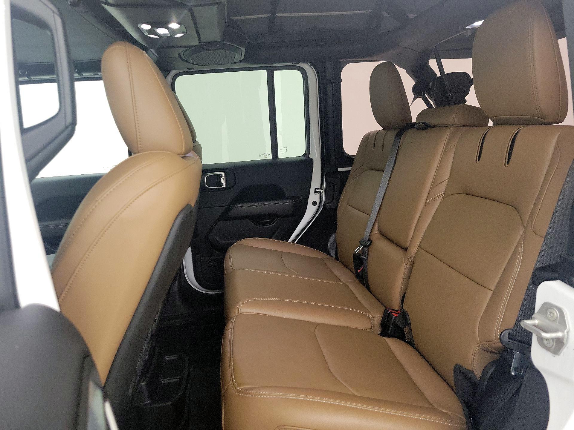 Thumbnail: 2023 Jeep Wrangler - 20