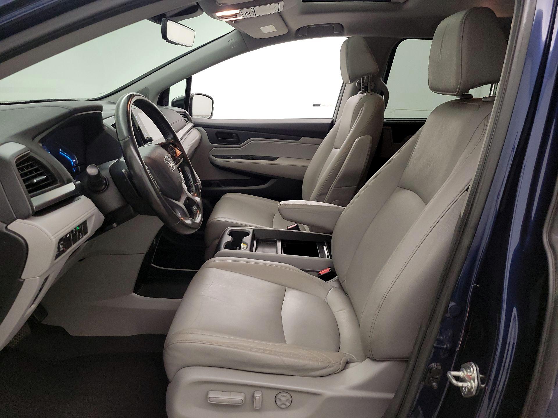 Thumbnail: 2018 Honda Odyssey - 11