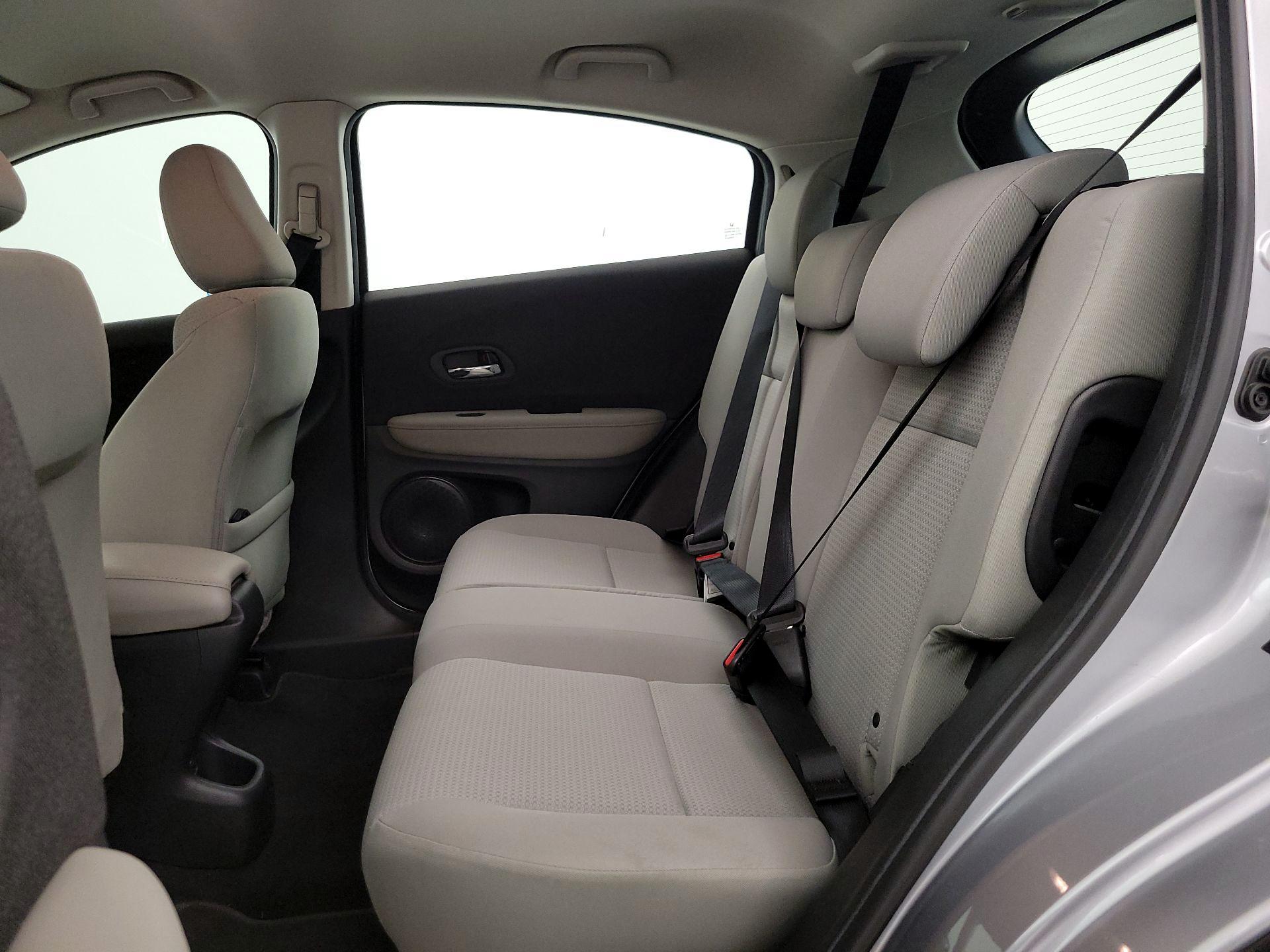 Thumbnail: 2019 Honda HR-V - 19