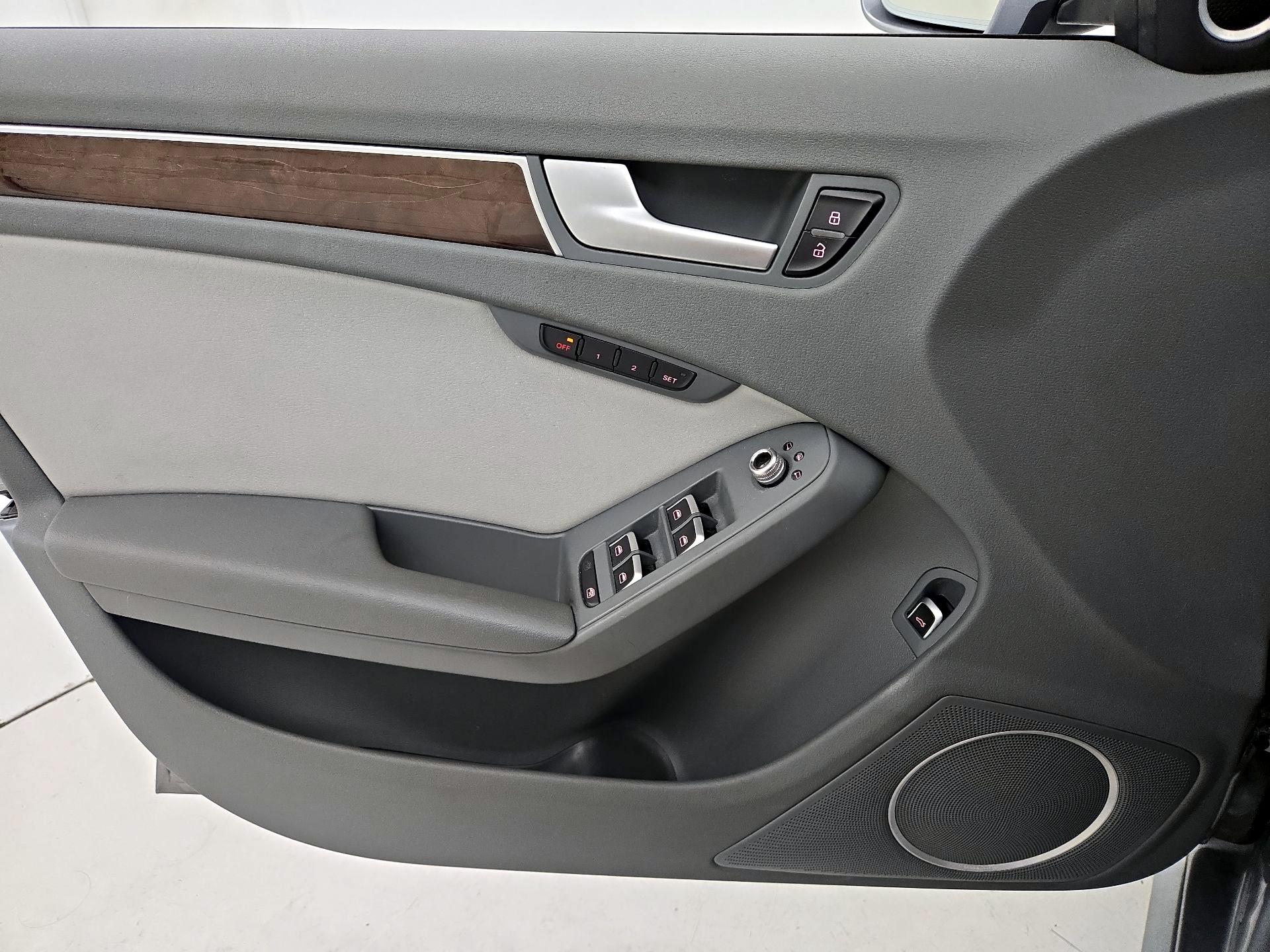 Thumbnail: 2015 Audi A4 - 12