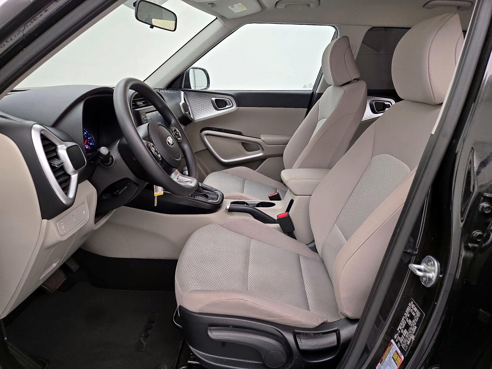 Thumbnail: 2020 Kia Soul - 11