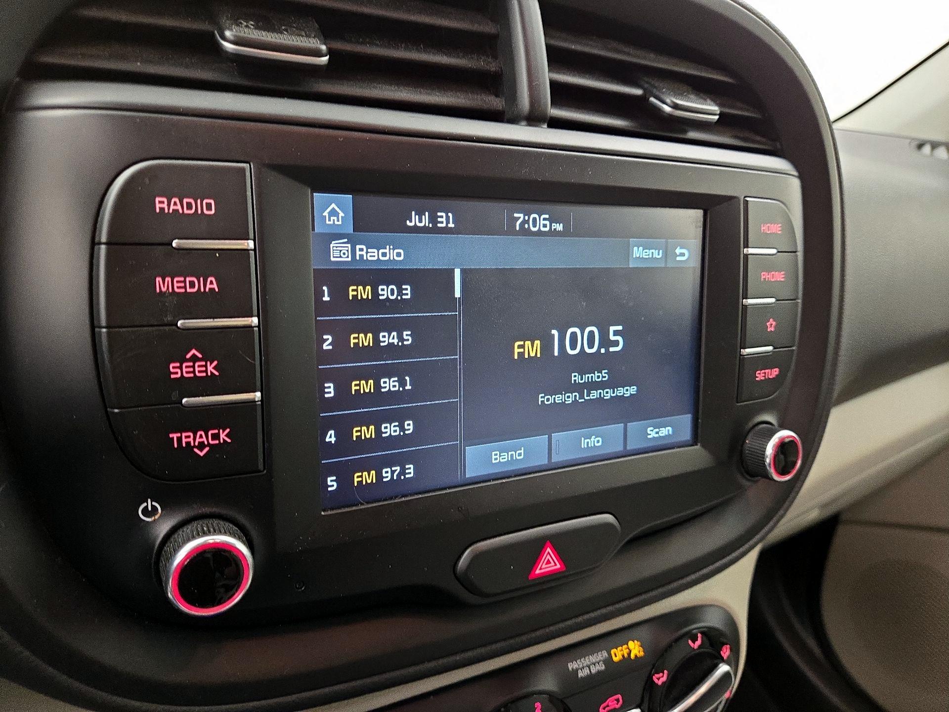 Thumbnail: 2020 Kia Soul - 15