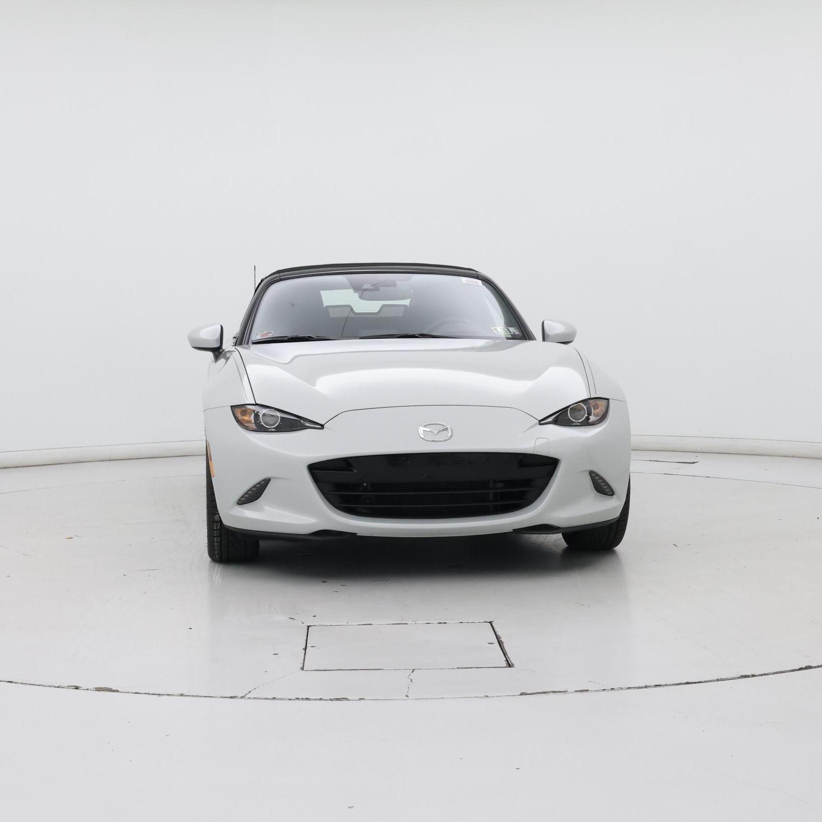 Thumbnail: 2019 Mazda MX-5 Miata - 5