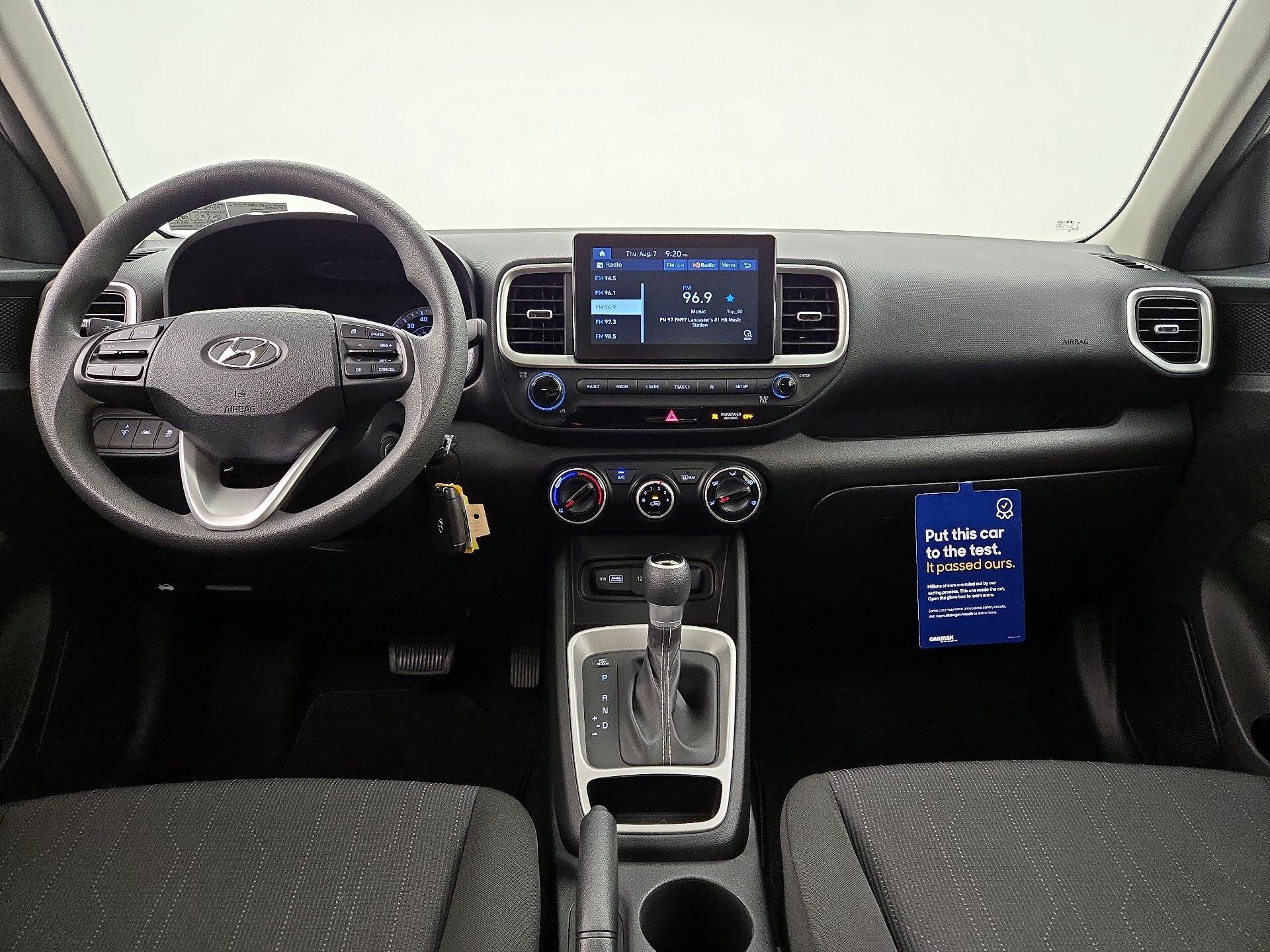Thumbnail: 2022 Hyundai Venue - 9