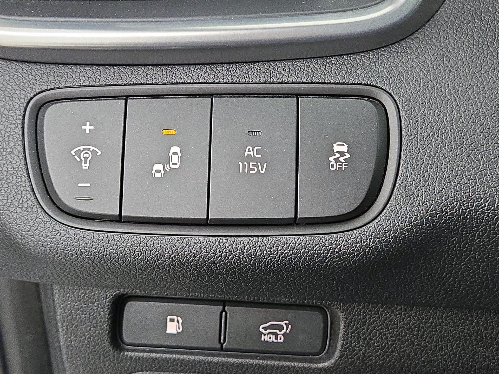 Thumbnail: 2016 Kia Sorento - 13