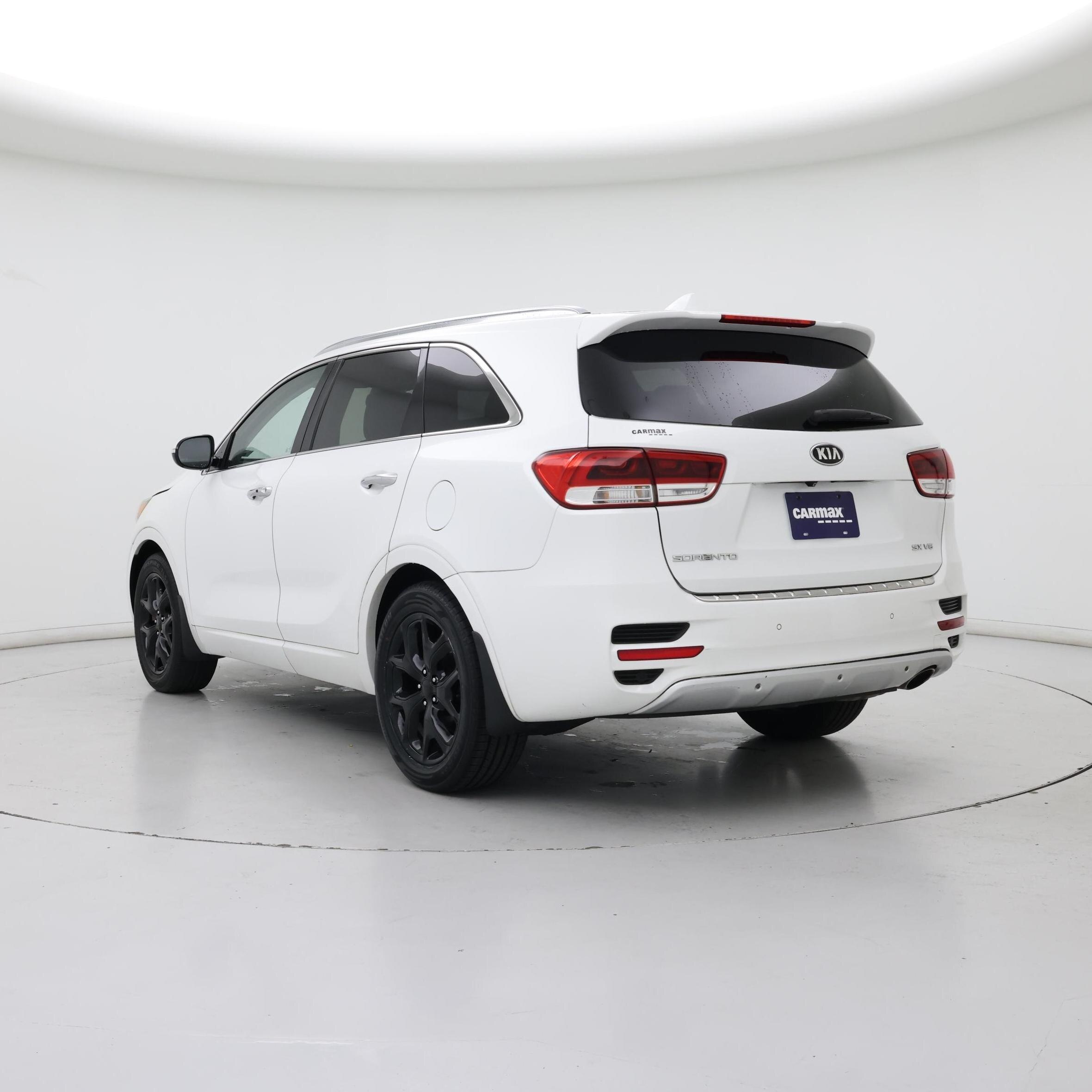 Thumbnail: 2016 Kia Sorento - 2