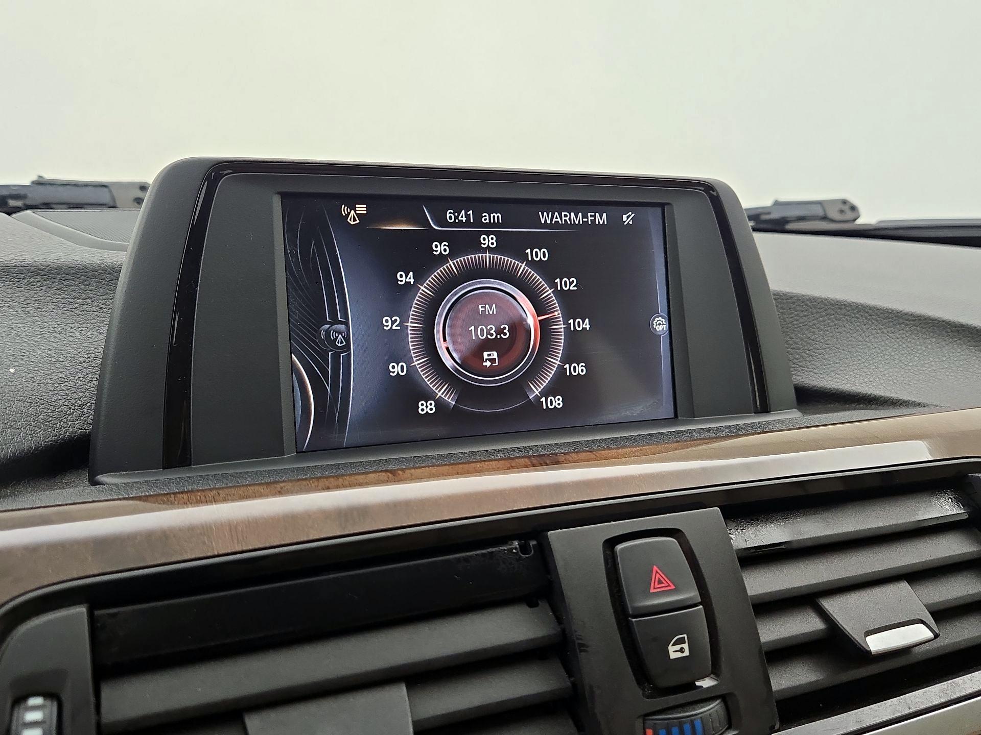 Thumbnail: 2015 BMW 3 Series - 15