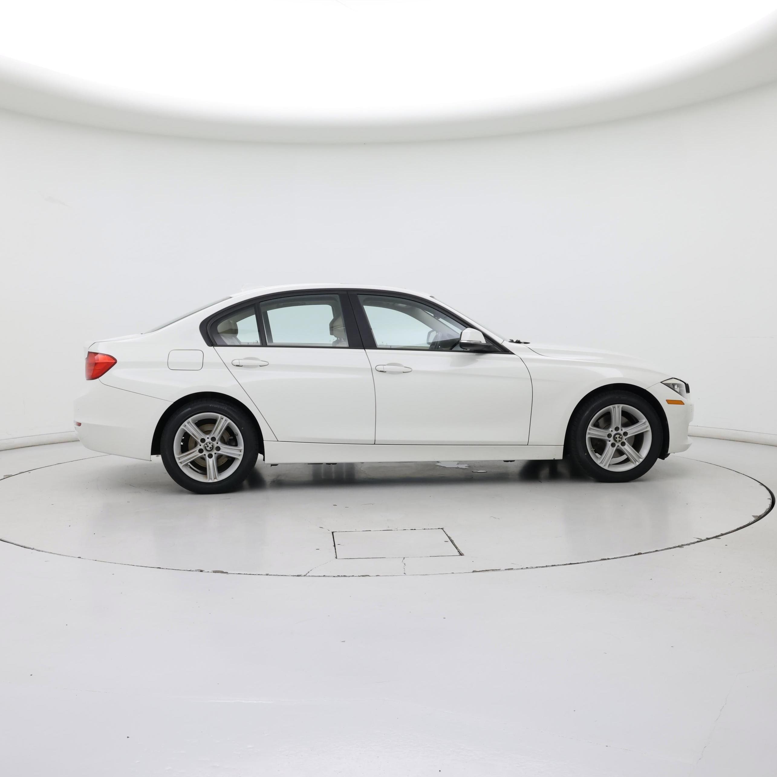Thumbnail: 2015 BMW 3 Series - 7
